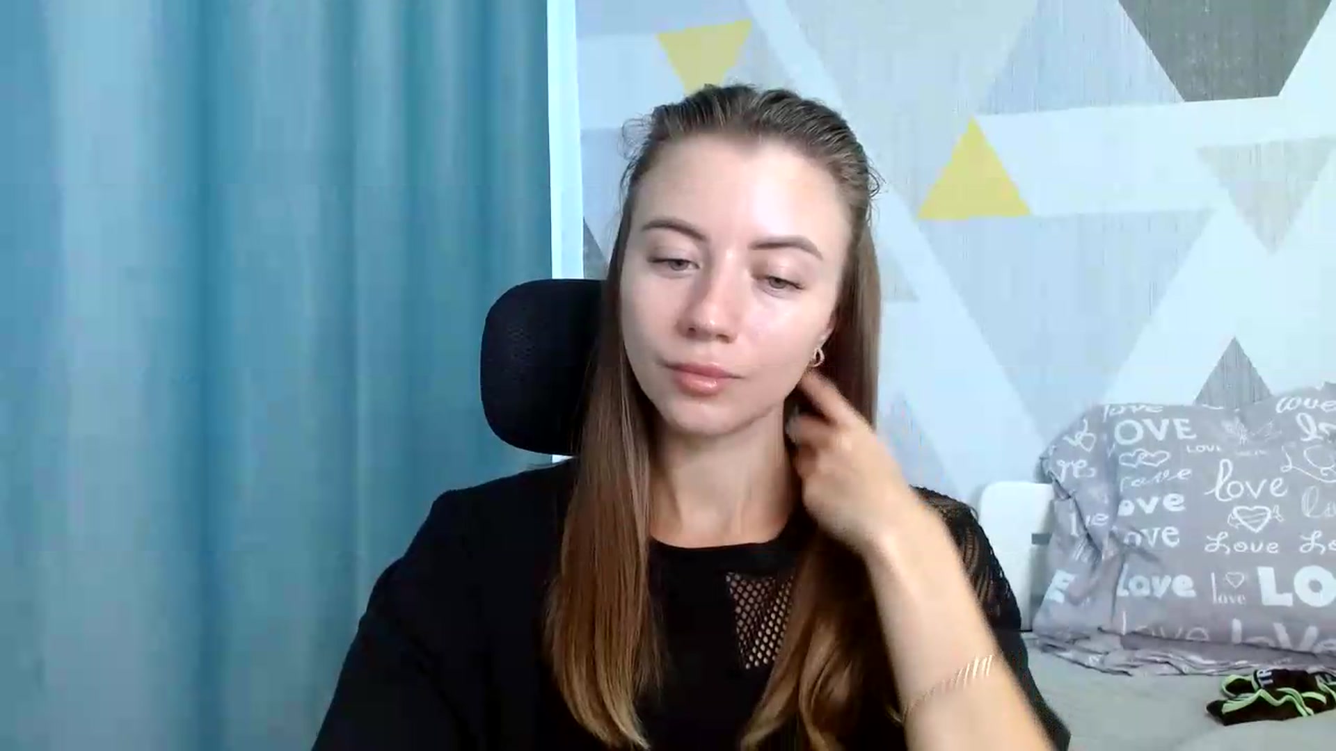 Gallery image thumbnail from Sulfate0's myfreecams stream on, 07/30/2026, 07:00 image 4 of 20