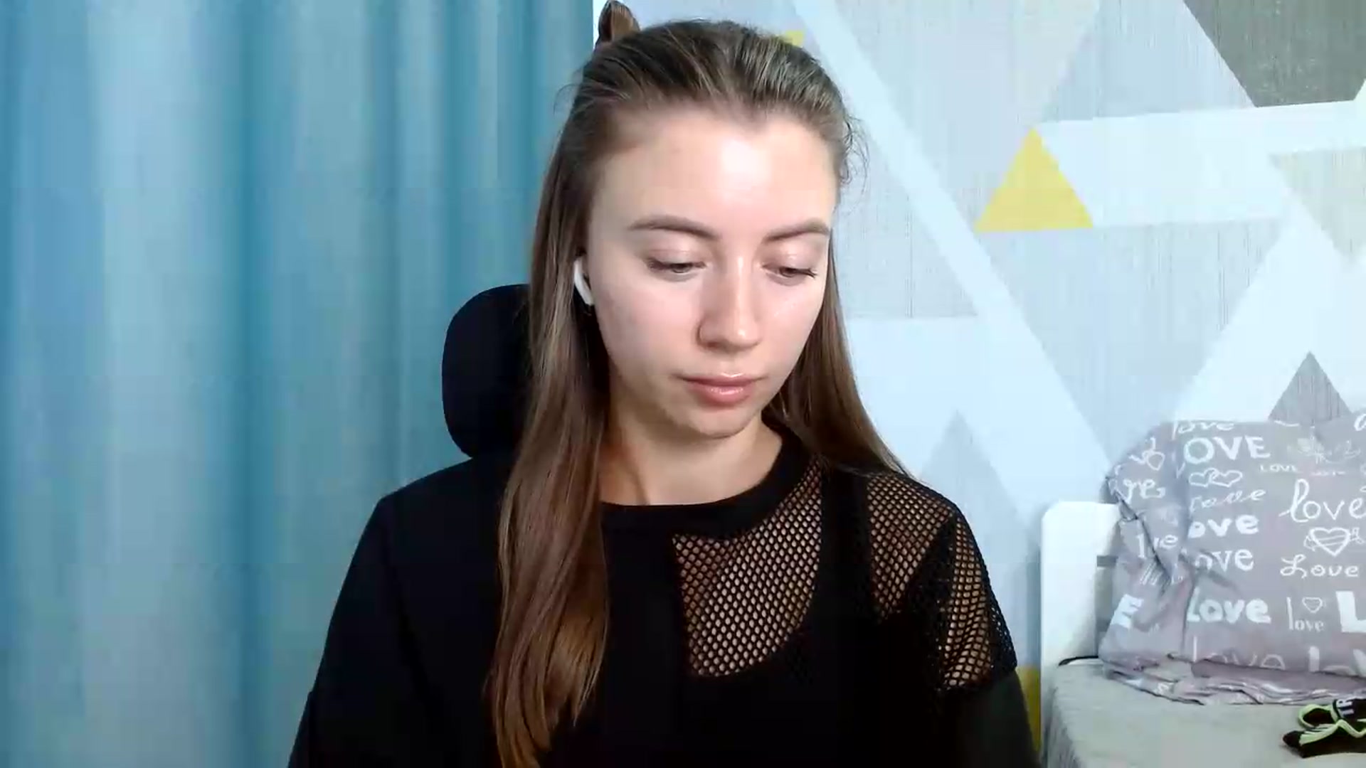 Gallery image thumbnail from Sulfate0's myfreecams stream on, 07/30/2026, 08:27 image 14 of 20