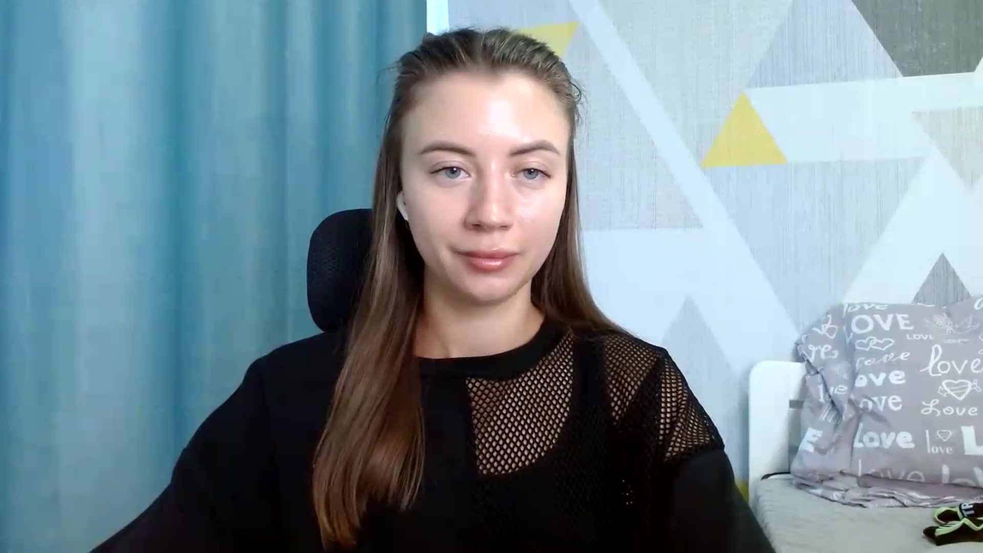 Gallery image thumbnail from Sulfate0's myfreecams stream on, 07/30/2026, 08:27 image 15 of 20