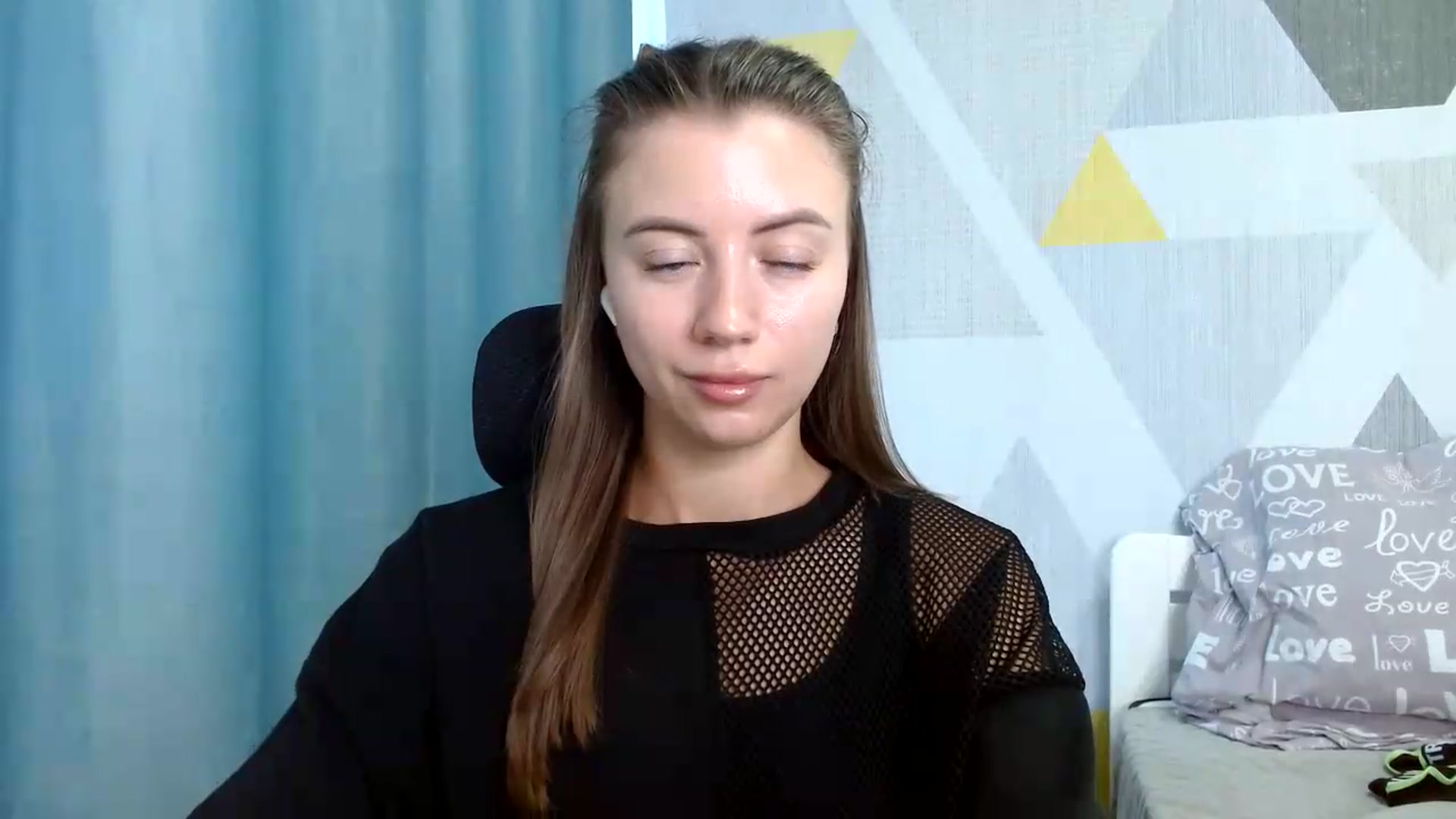 Gallery image thumbnail from Sulfate0's myfreecams stream on, 07/30/2026, 08:27 image 12 of 20