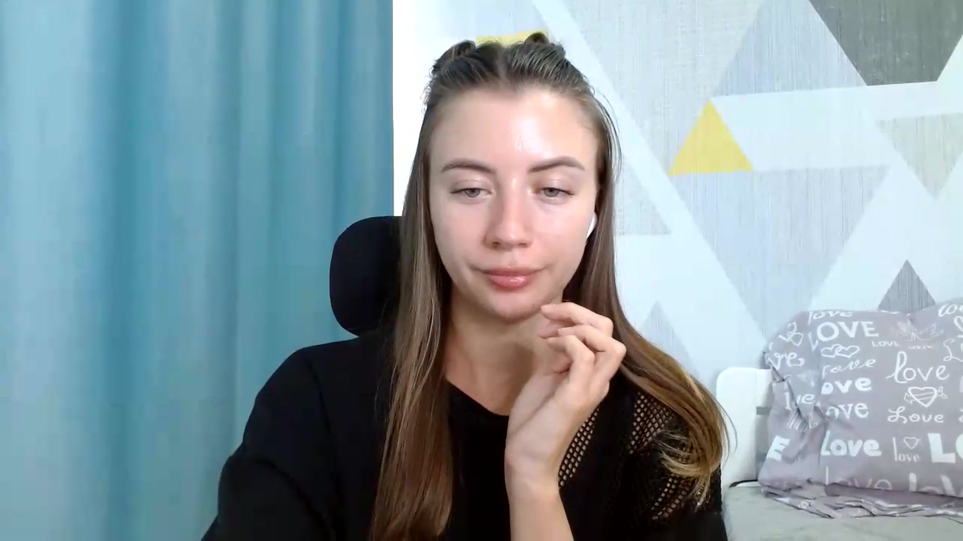 Gallery image thumbnail from Sulfate0's myfreecams stream on, 07/30/2026, 11:13 image 18 of 20