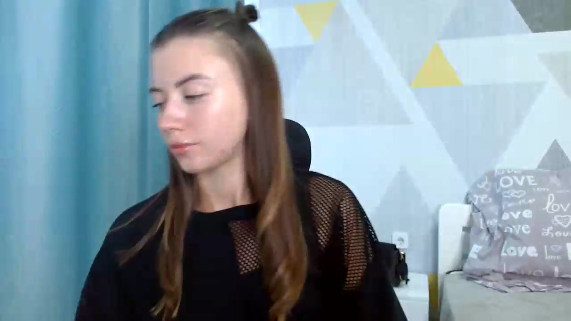 Gallery image thumbnail from Sulfate0's myfreecams stream on, 07/30/2026, 11:43 image 19 of 20