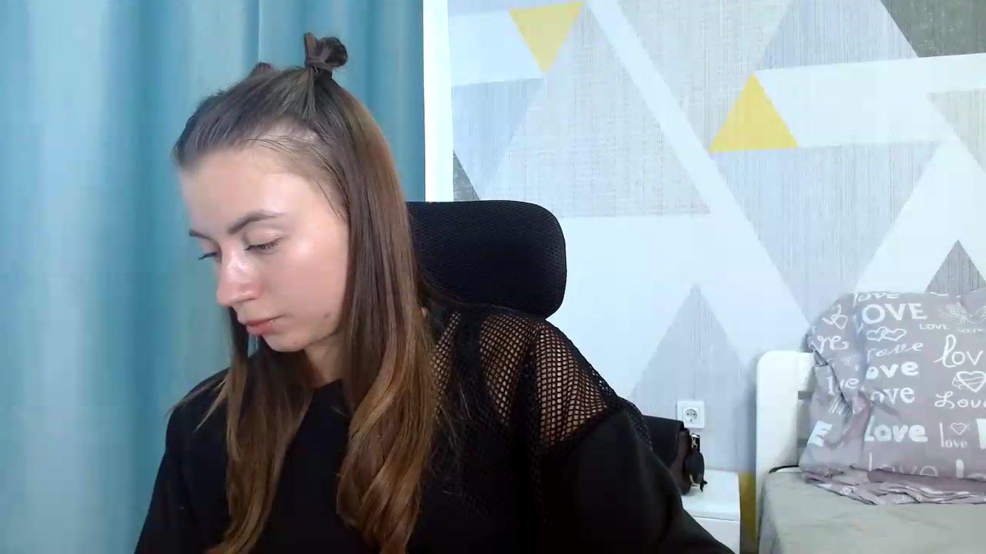 Gallery image thumbnail from Sulfate0's myfreecams stream on, 07/30/2026, 11:43 image 18 of 20