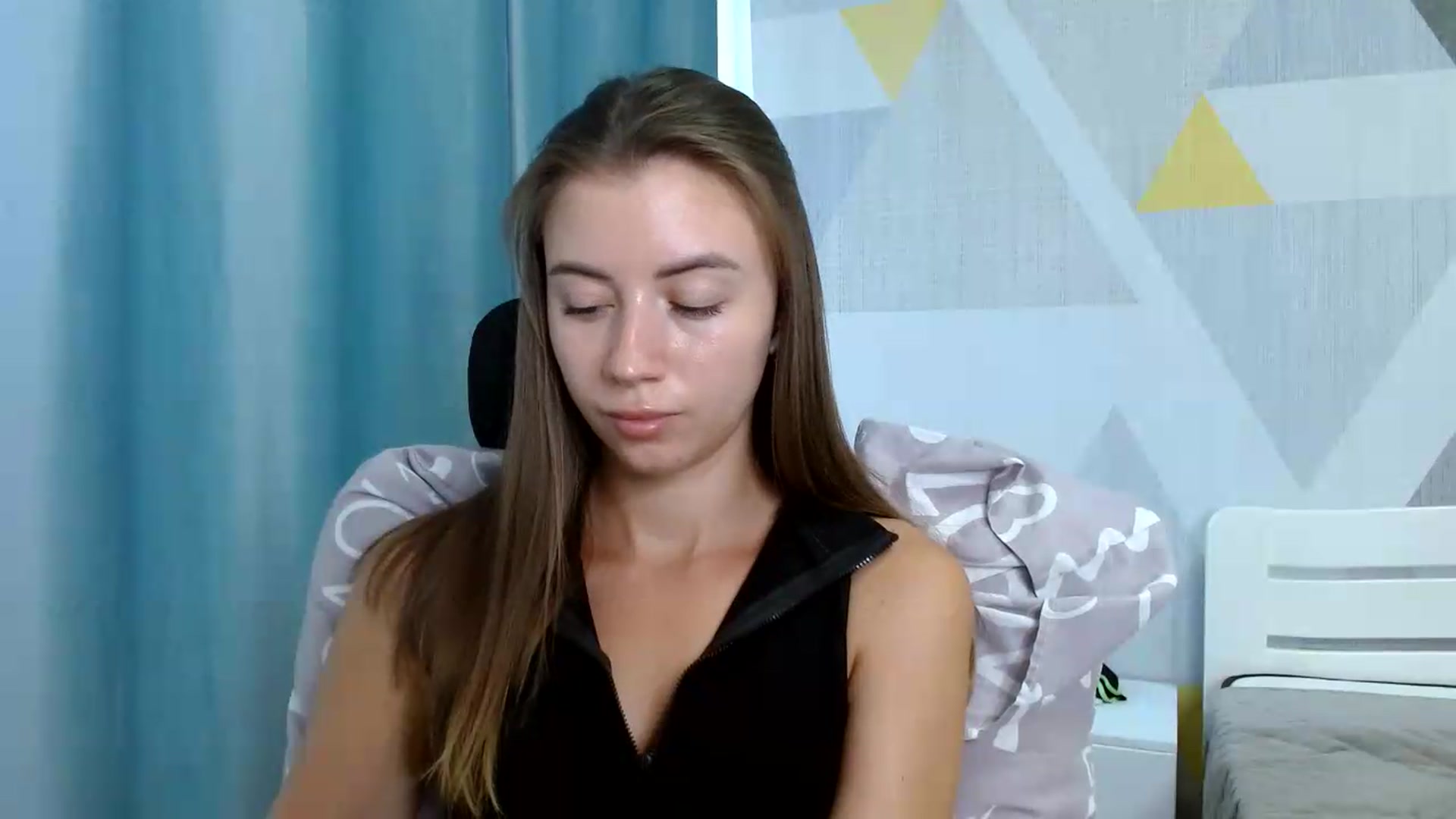 Gallery image thumbnail from Sulfate0's myfreecams stream on, 07/31/2026, 09:00 image 15 of 20
