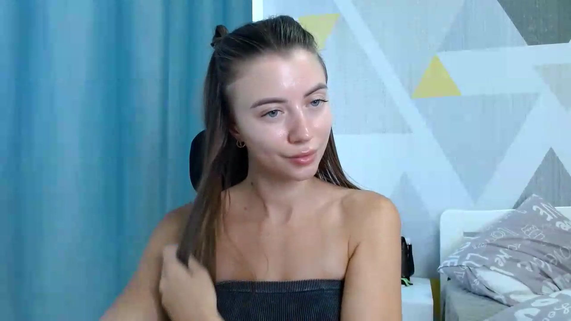 Gallery image thumbnail from Sulfate0's myfreecams stream on, 08/01/2026, 10:45 image 12 of 20