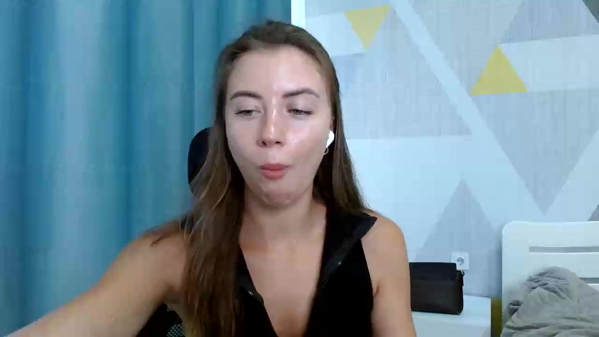 Gallery image thumbnail from Sulfate0's myfreecams stream on, 08/02/2026, 09:55 image 1 of 20