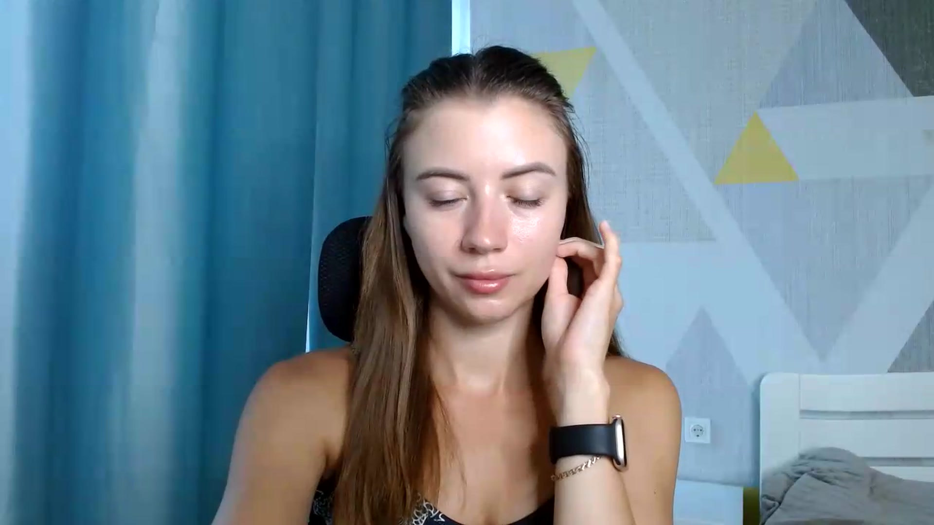 Gallery image thumbnail from Sulfate0's myfreecams stream on, 08/03/2026, 07:27 image 4 of 20