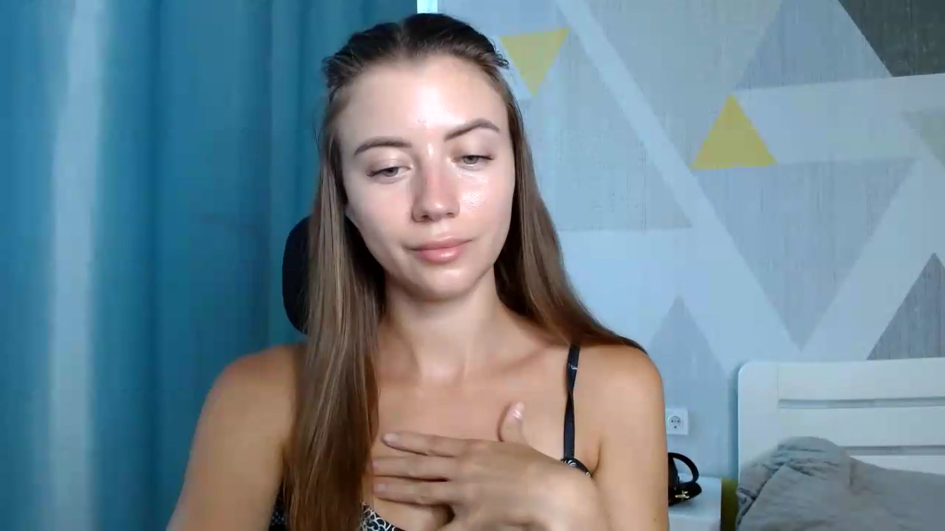 Gallery image thumbnail from Sulfate0's myfreecams stream on, 08/03/2026, 08:27 image 9 of 20