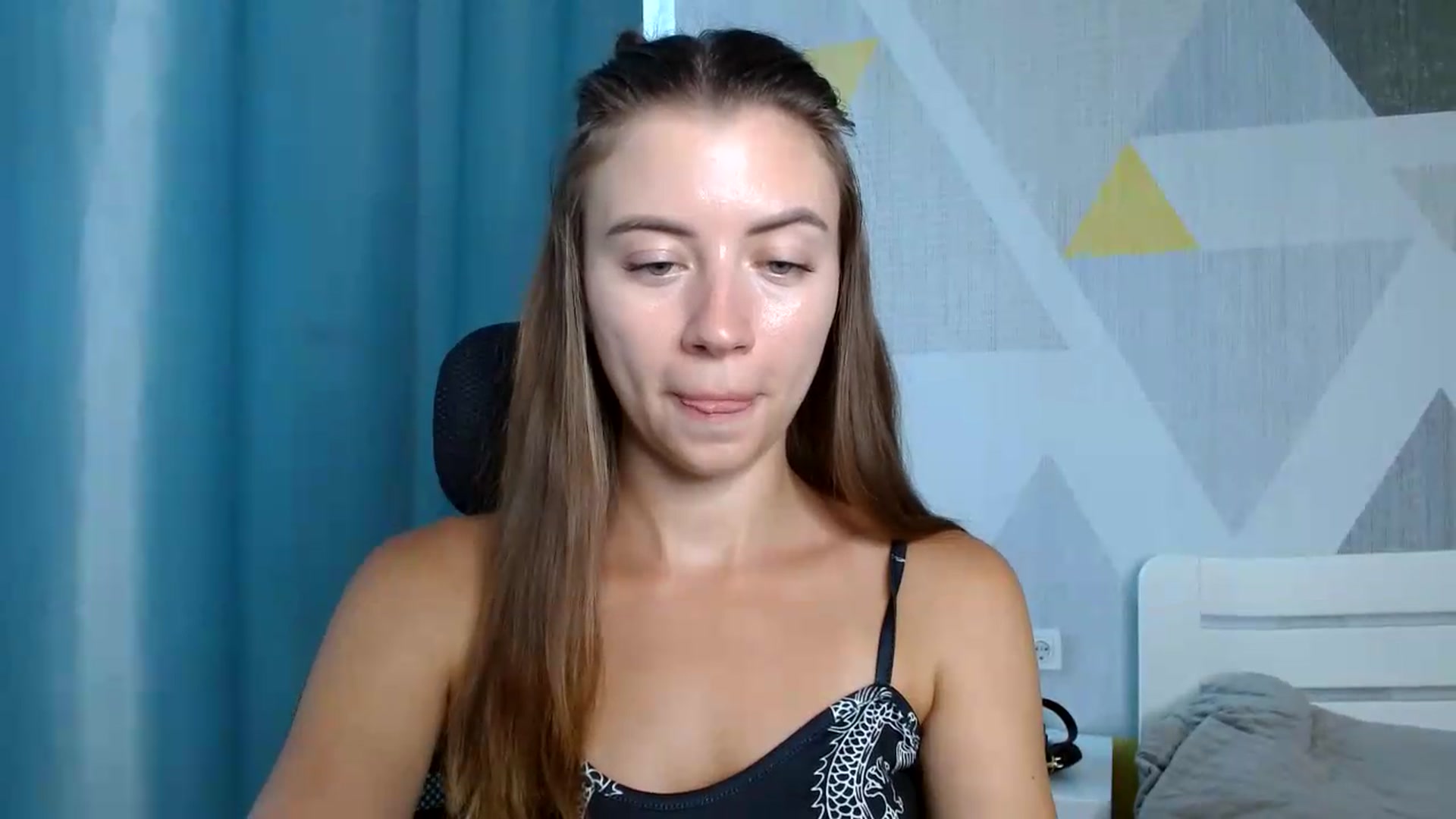 Gallery image thumbnail from Sulfate0's myfreecams stream on, 08/03/2026, 08:27 image 4 of 20