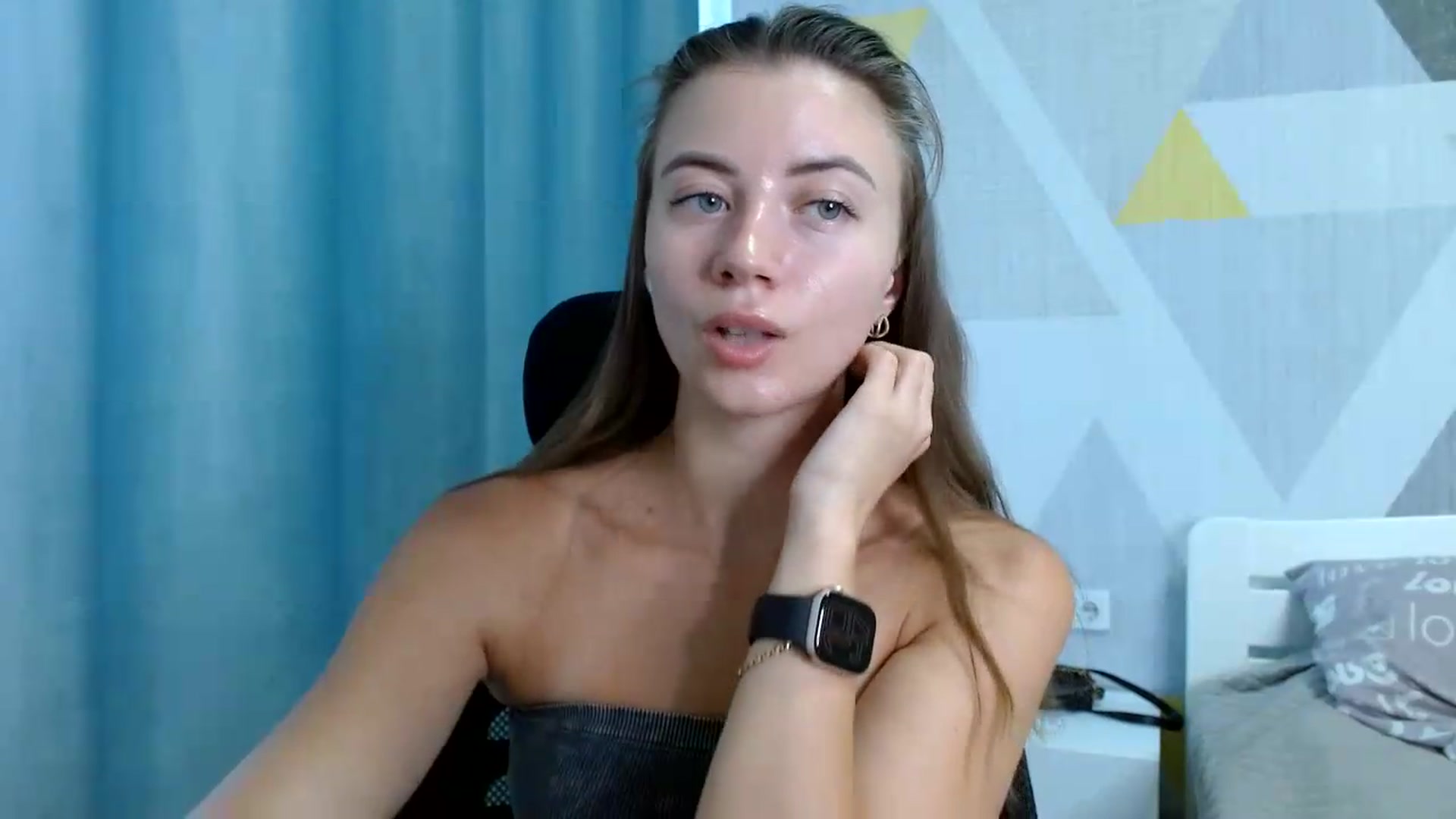 Gallery image thumbnail from Sulfate0's myfreecams stream on, 08/05/2026, 08:14 image 15 of 20