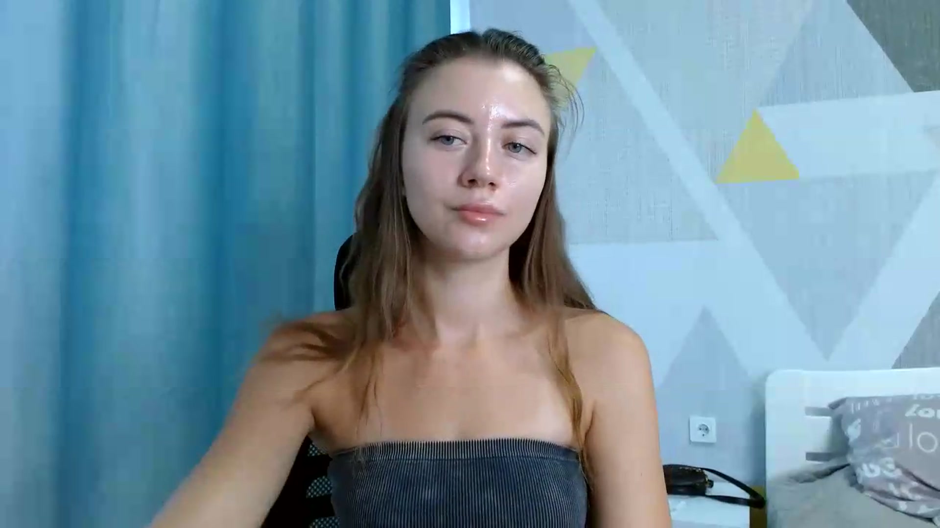 Gallery image thumbnail from Sulfate0's myfreecams stream on, 08/05/2026, 08:14 image 13 of 20