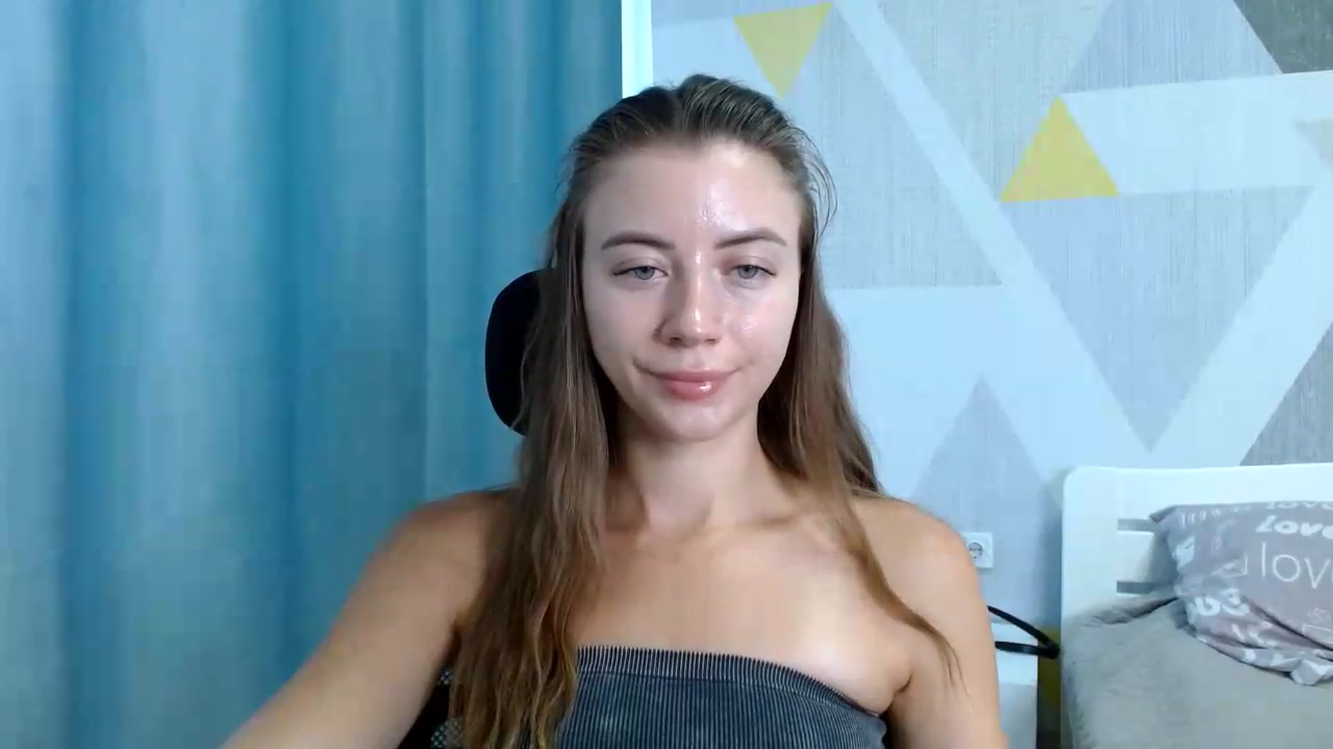 Gallery image thumbnail from Sulfate0's myfreecams stream on, 08/05/2026, 08:14 image 12 of 20