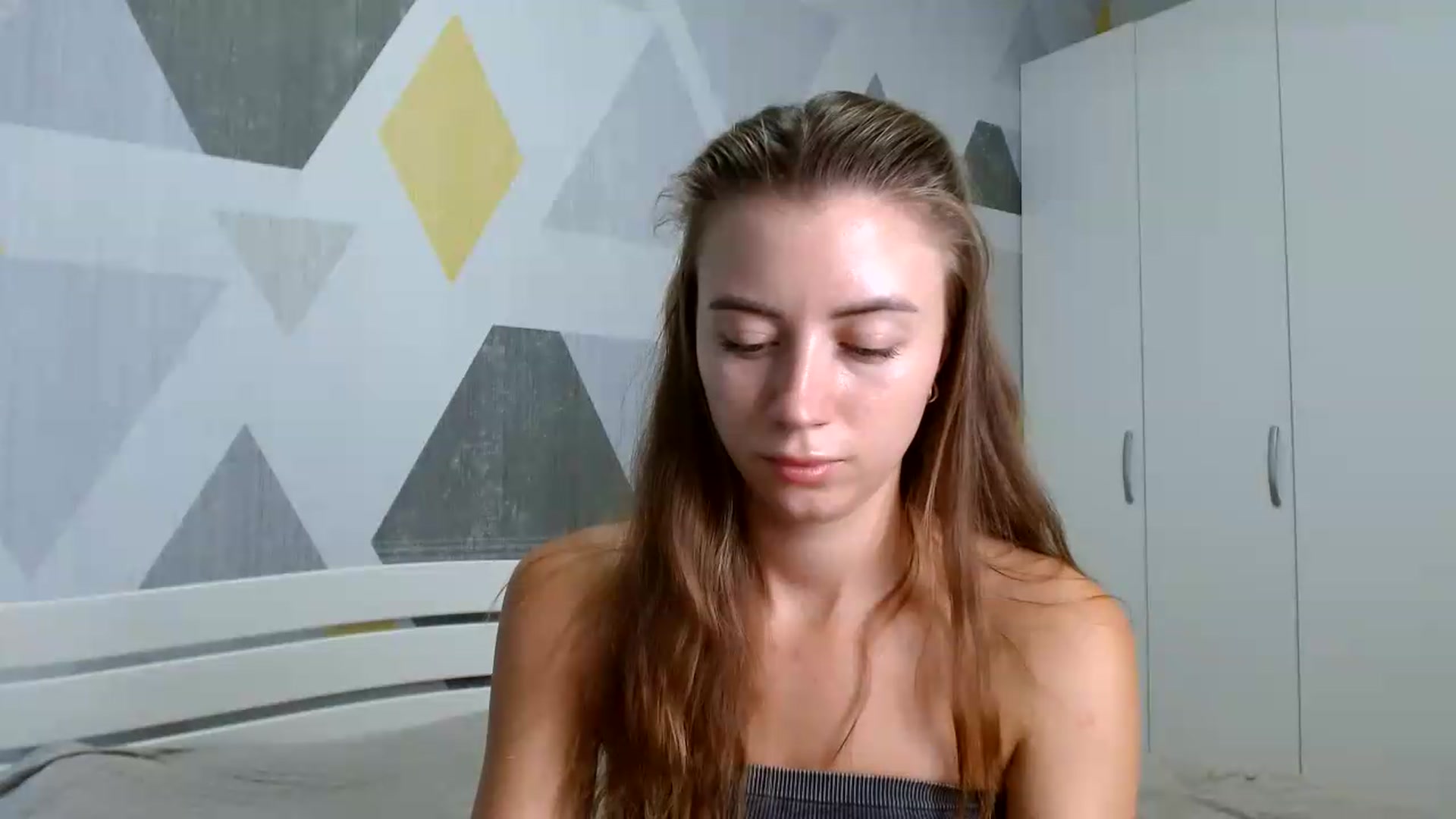 Gallery image thumbnail from Sulfate0's myfreecams stream on, 08/05/2026, 09:13 image 16 of 20