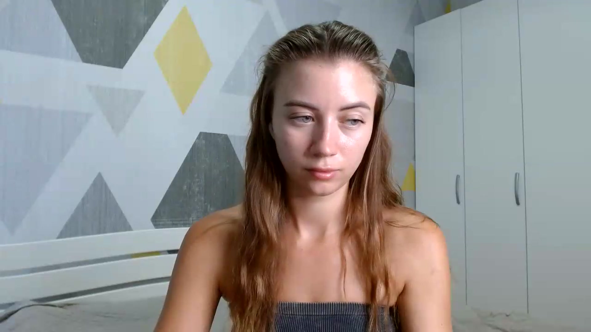 Gallery image thumbnail from Sulfate0's myfreecams stream on, 08/05/2026, 09:13 image 17 of 20
