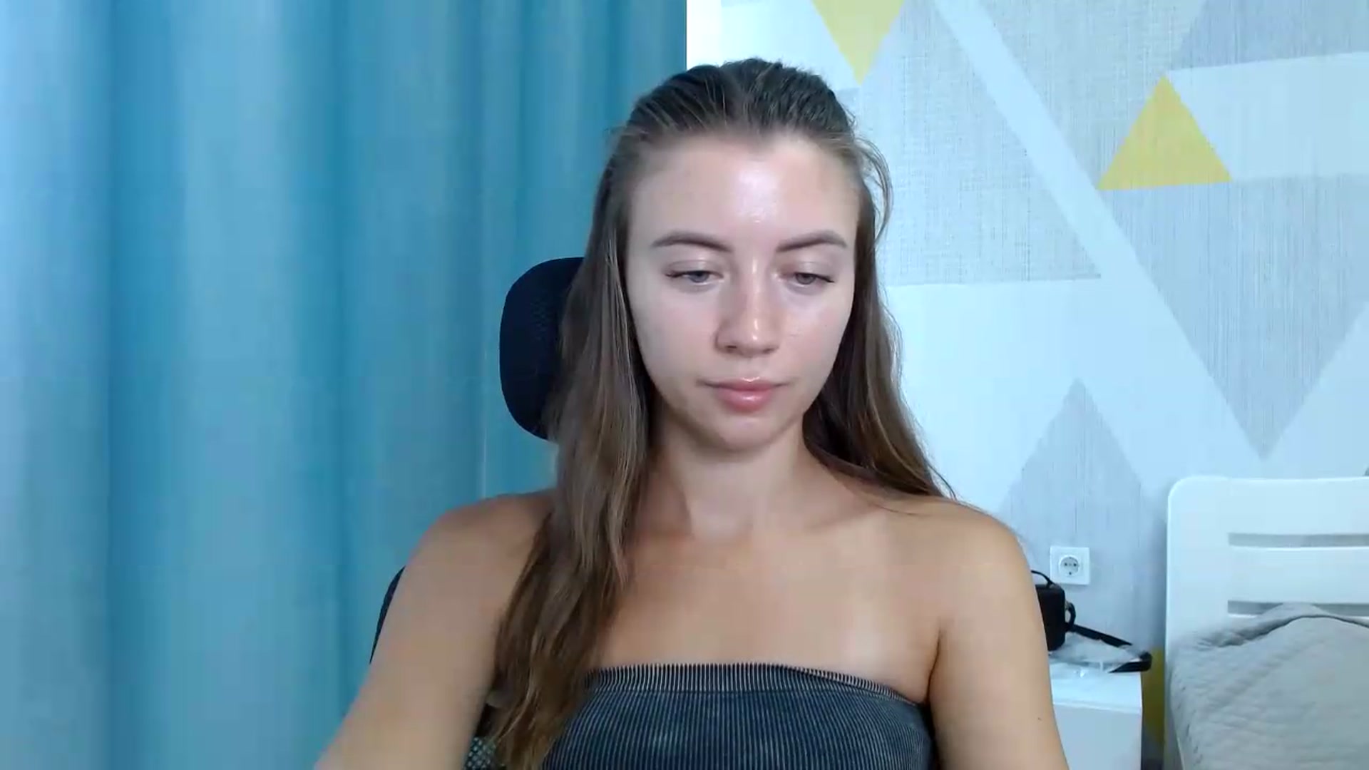 Gallery image thumbnail from Sulfate0's myfreecams stream on, 08/05/2026, 10:44 image 8 of 20