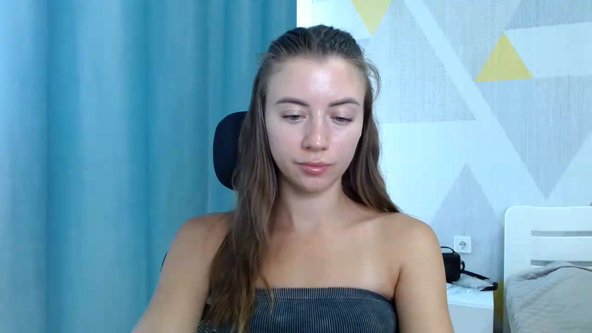 Gallery image thumbnail from Sulfate0's myfreecams stream on, 08/05/2026, 10:44 image 3 of 20