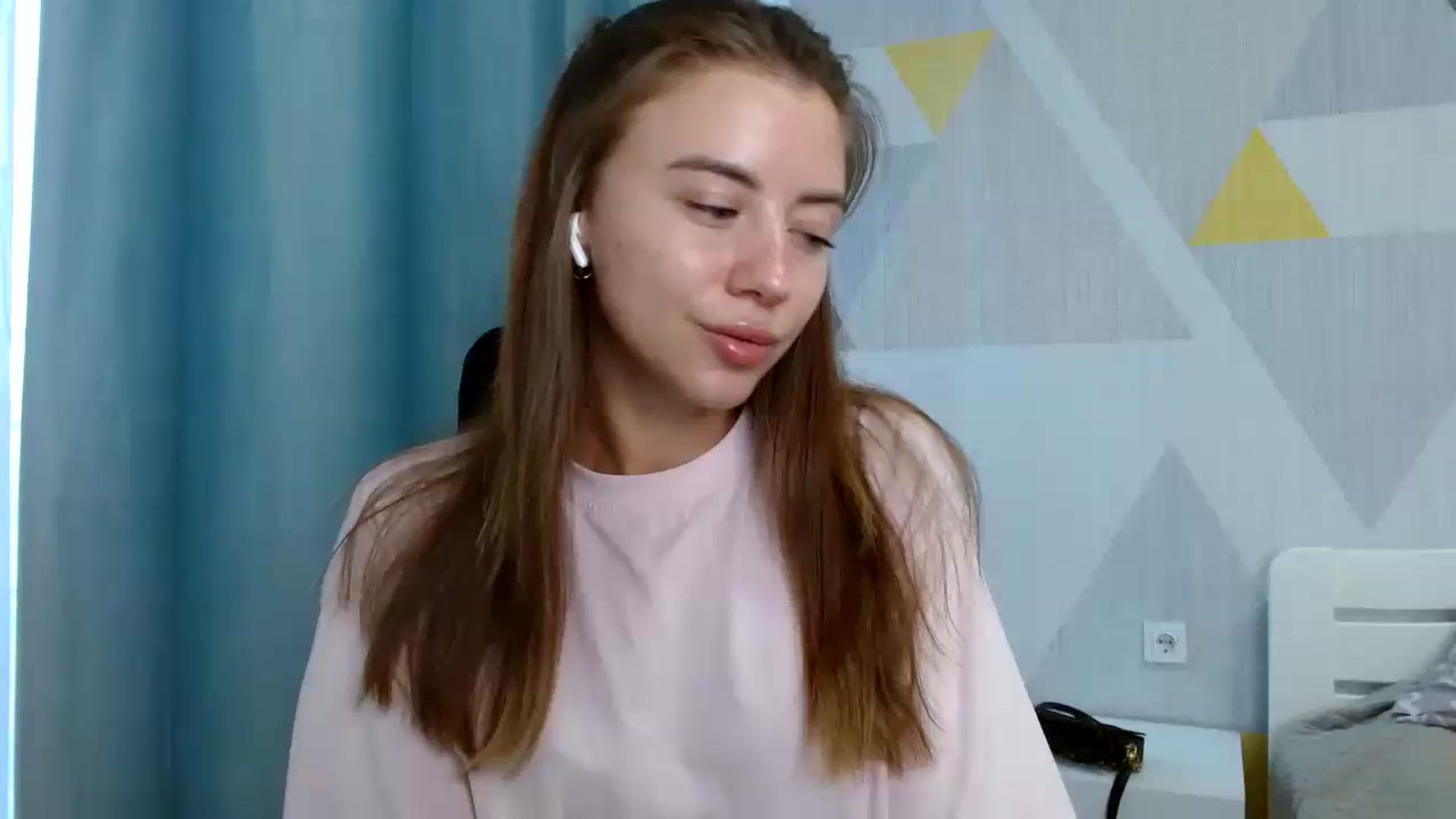 Gallery image thumbnail from Sulfate0's myfreecams stream on, 08/06/2026, 08:02 image 19 of 20