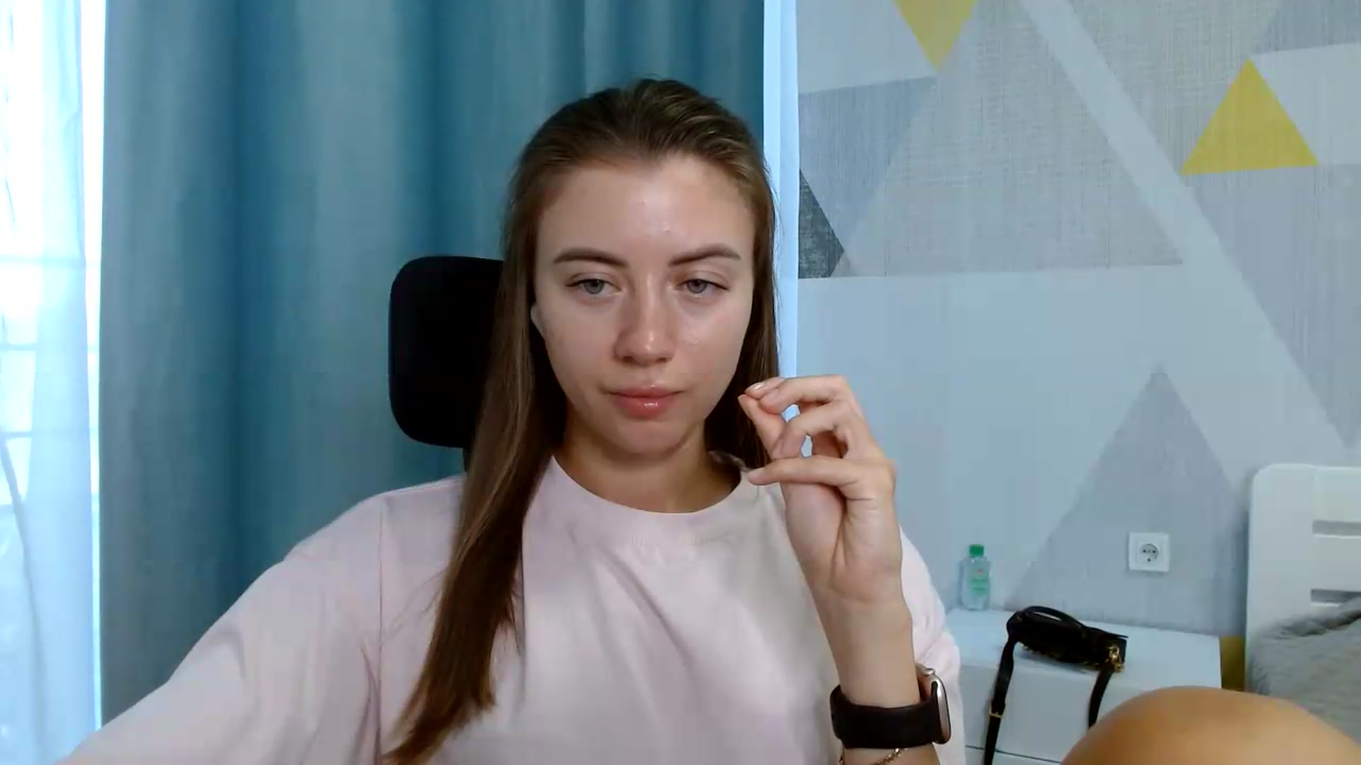 Gallery image thumbnail from Sulfate0's myfreecams stream on, 08/06/2026, 08:02 image 4 of 20