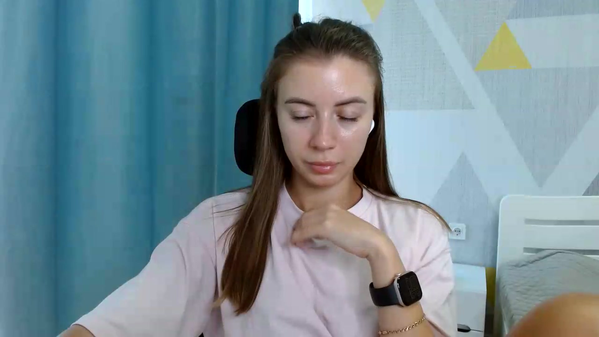 Gallery image thumbnail from Sulfate0's myfreecams stream on, 08/06/2026, 10:46 image 7 of 20