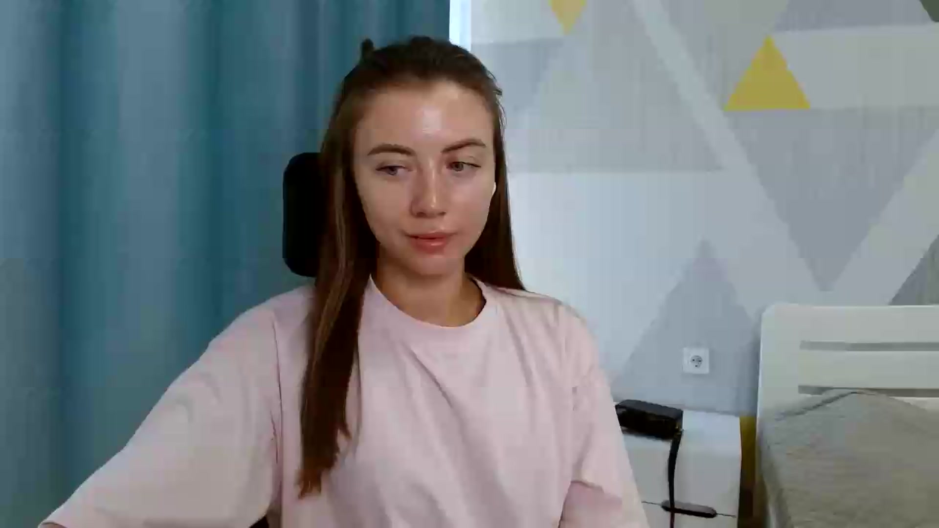 Gallery image thumbnail from Sulfate0's myfreecams stream on, 08/06/2026, 10:46 image 19 of 20