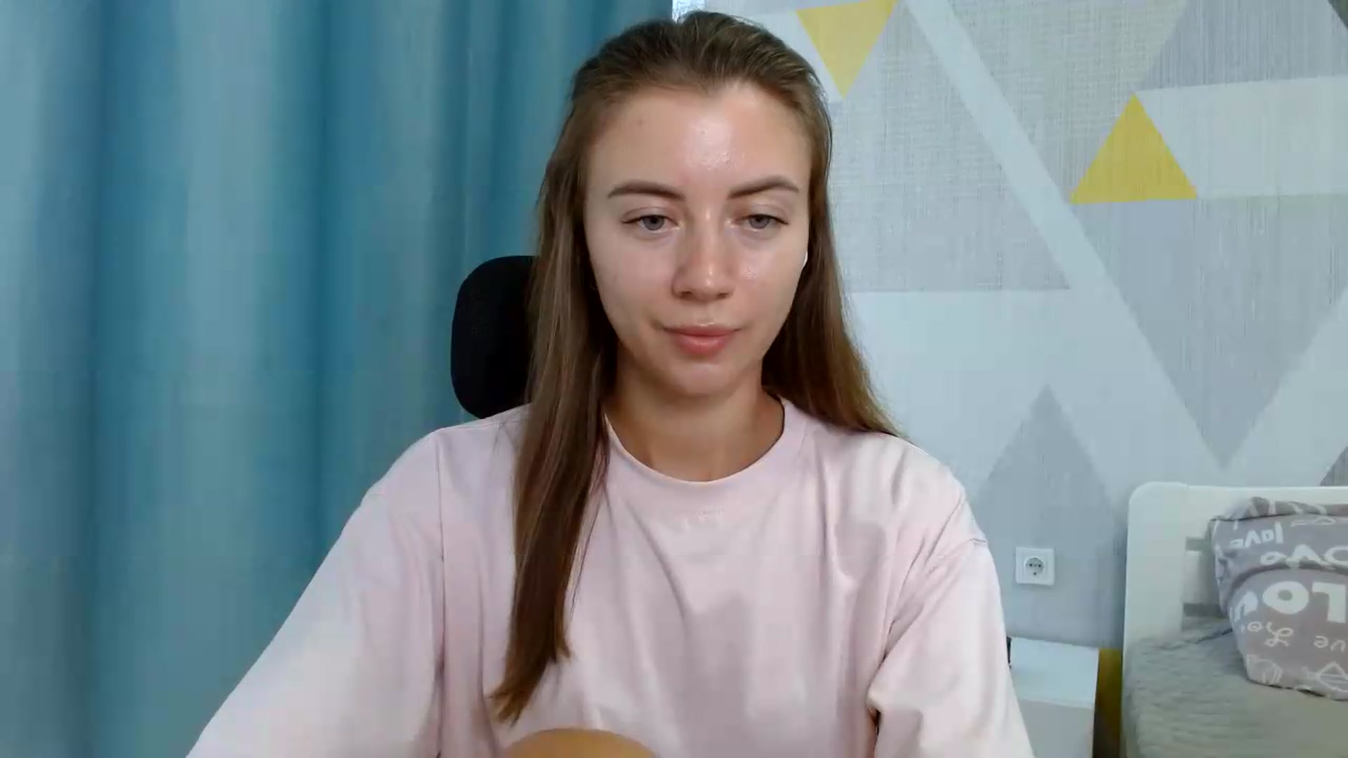 Gallery image thumbnail from Sulfate0's myfreecams stream on, 08/06/2026, 12:15 image 17 of 20