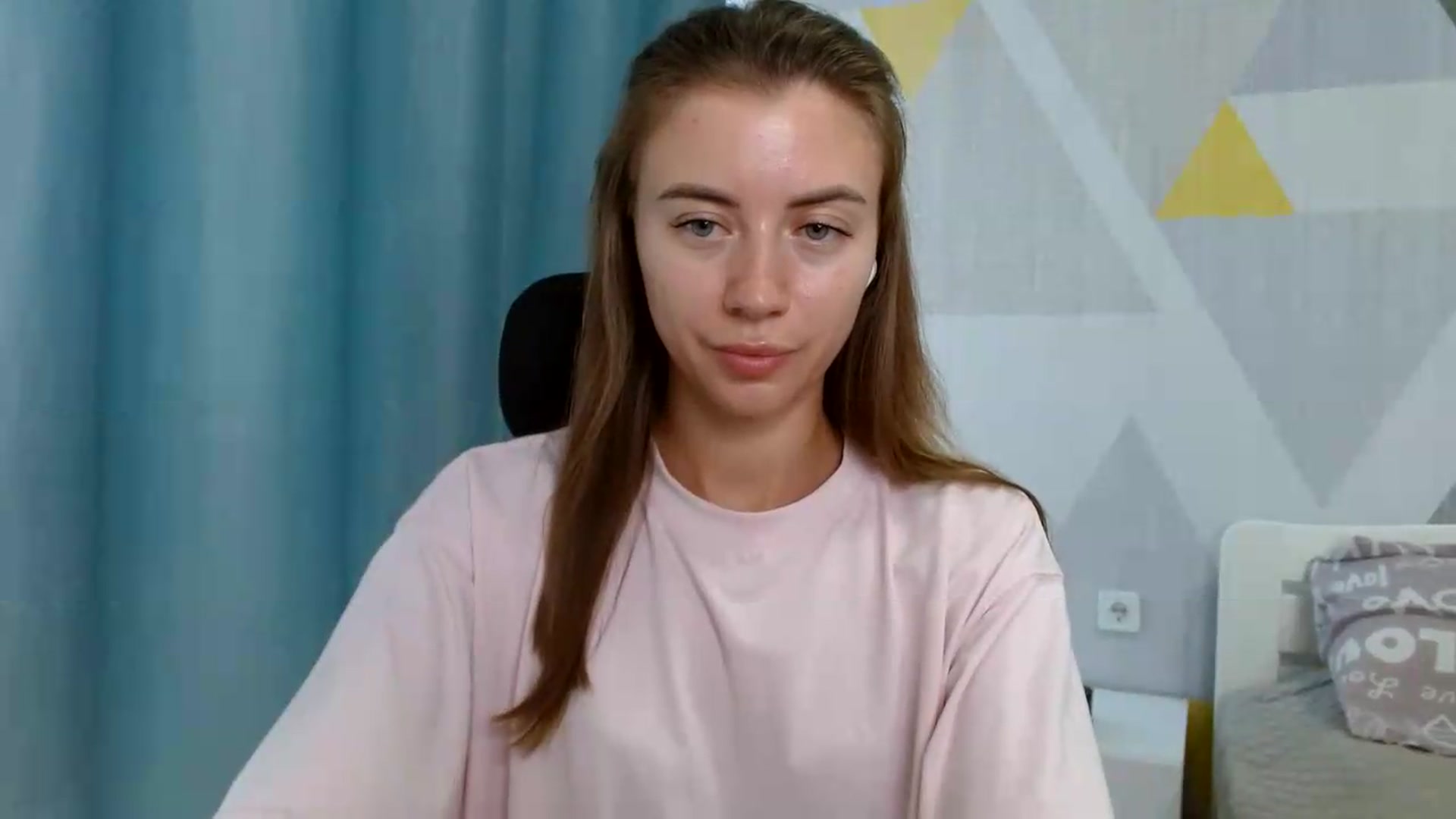 Gallery image thumbnail from Sulfate0's myfreecams stream on, 08/06/2026, 12:15 image 16 of 20