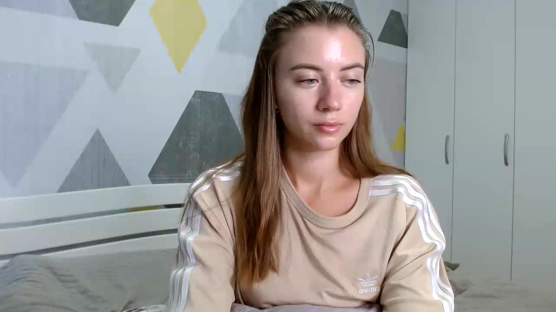 Gallery image thumbnail from Sulfate0's myfreecams stream on, 08/07/2026, 07:47 image 9 of 20