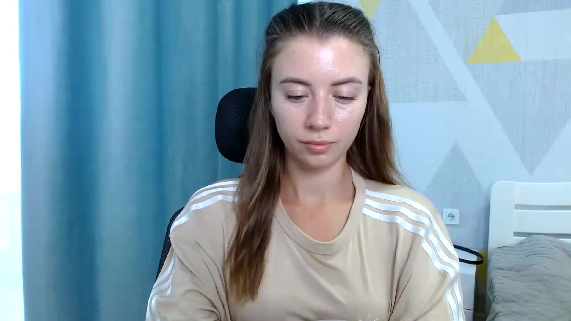 Gallery image thumbnail from Sulfate0's myfreecams stream on, 08/07/2026, 08:29 image 2 of 20