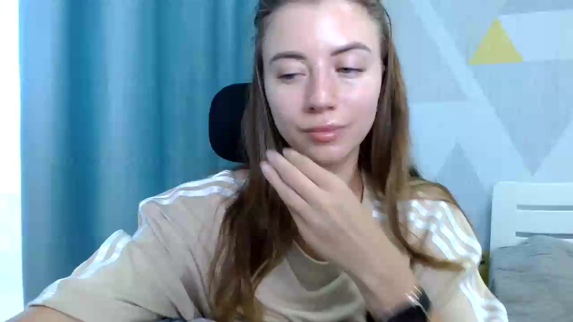 Gallery image thumbnail from Sulfate0's myfreecams stream on, 08/07/2026, 08:29 image 1 of 20
