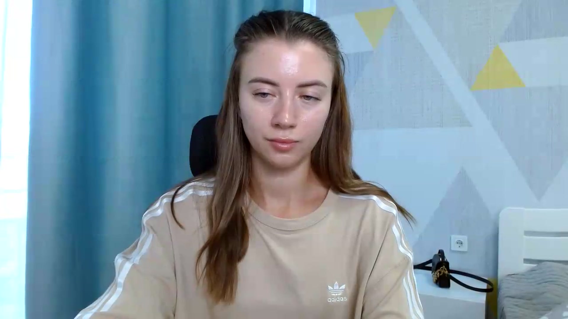 Gallery image thumbnail from Sulfate0's myfreecams stream on, 08/07/2026, 08:29 image 18 of 20