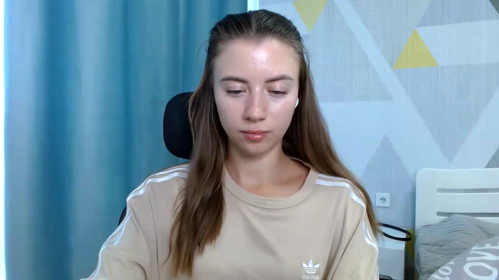 Gallery image thumbnail from Sulfate0's myfreecams stream on, 08/07/2026, 09:22 image 19 of 20