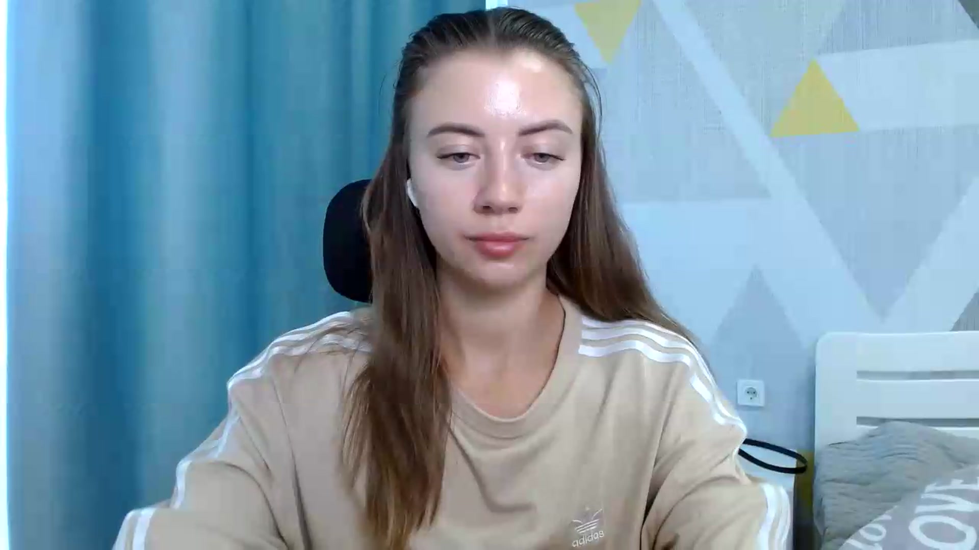 Gallery image thumbnail from Sulfate0's myfreecams stream on, 08/07/2026, 09:22 image 5 of 20