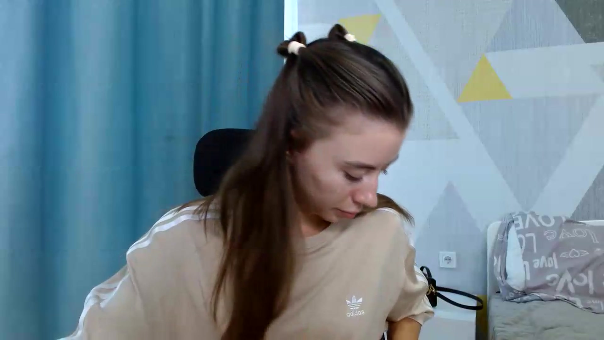 Gallery image thumbnail from Sulfate0's myfreecams stream on, 08/07/2026, 11:13 image 15 of 20