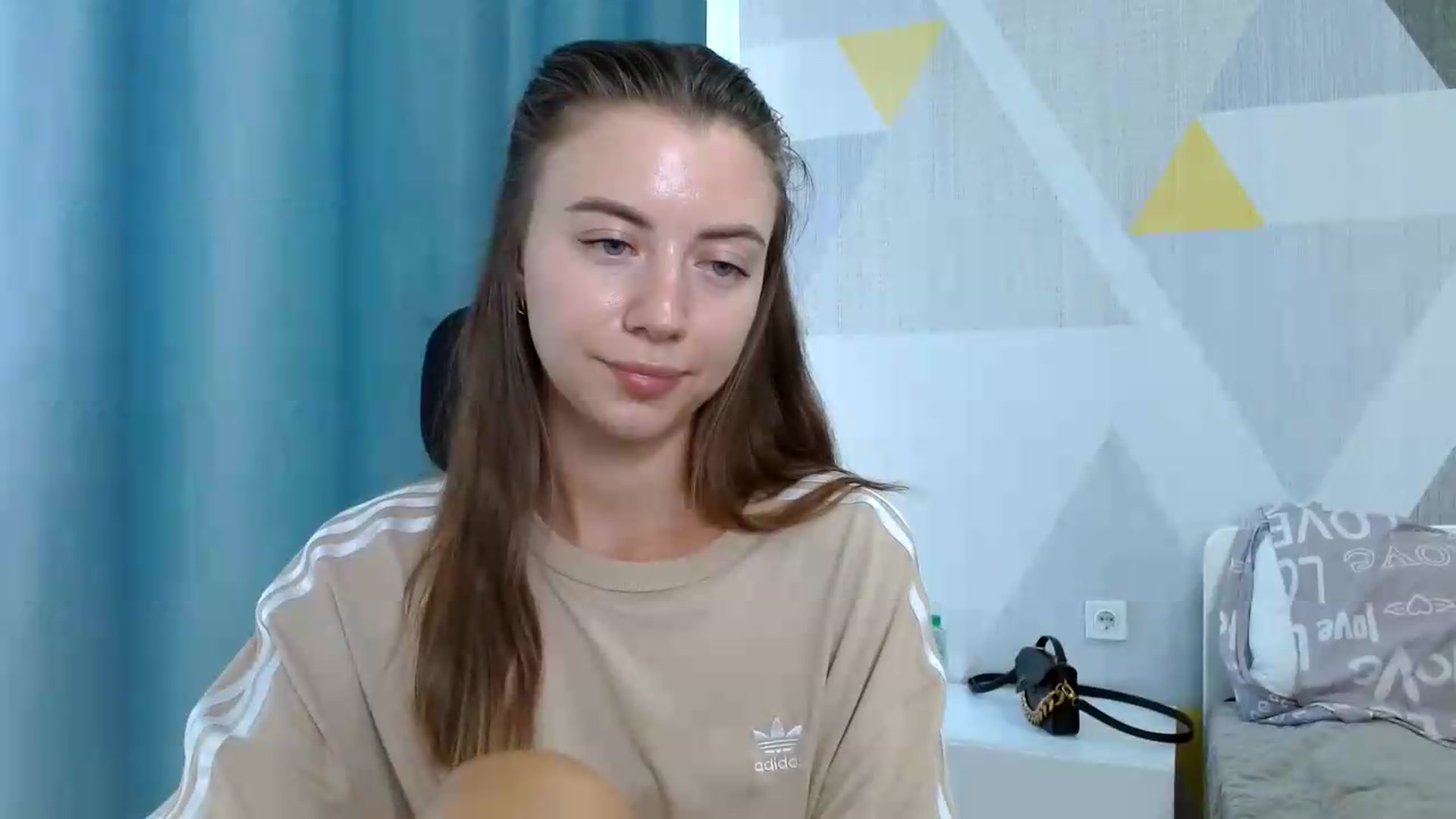 Gallery image thumbnail from Sulfate0's myfreecams stream on, 08/07/2026, 11:31 image 4 of 20