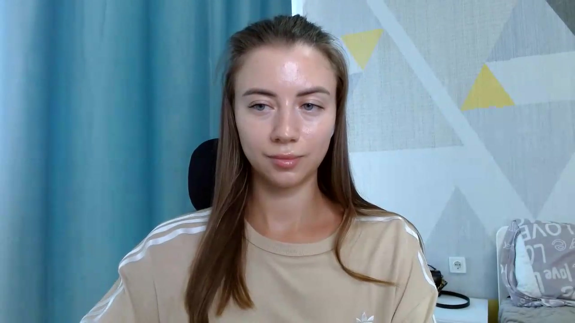 Gallery image thumbnail from Sulfate0's myfreecams stream on, 08/08/2026, 11:15 image 13 of 20