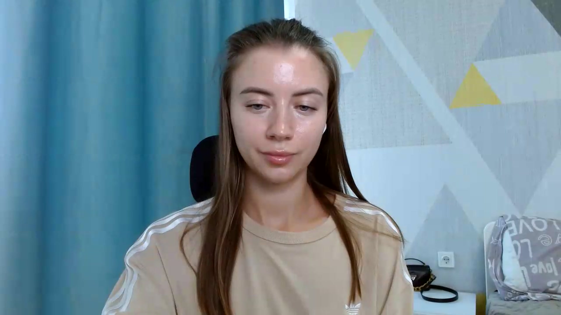 Gallery image thumbnail from Sulfate0's myfreecams stream on, 08/08/2026, 11:15 image 17 of 20