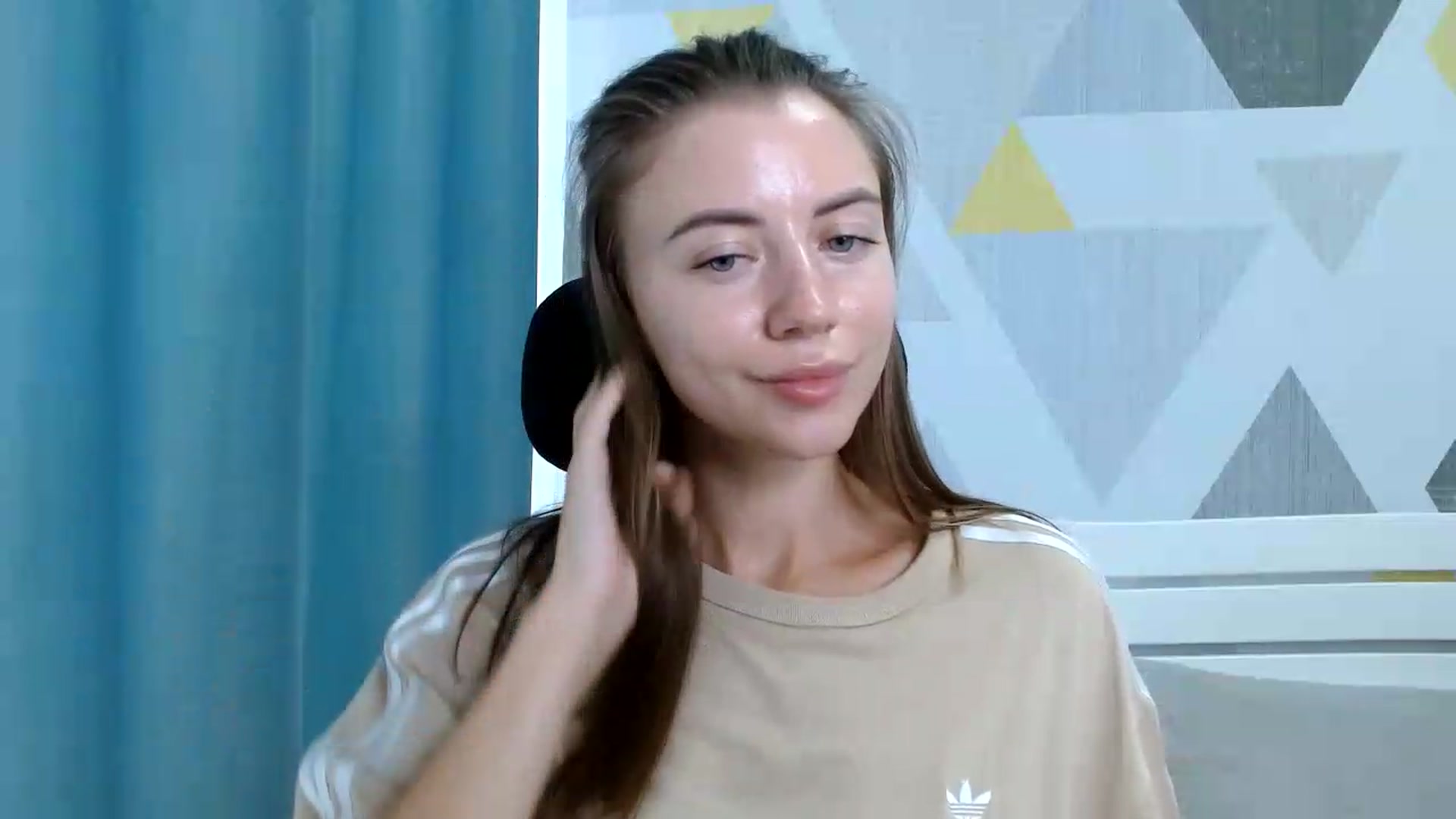 Gallery image thumbnail from Sulfate0's myfreecams stream on, 08/08/2026, 12:22 image 17 of 20