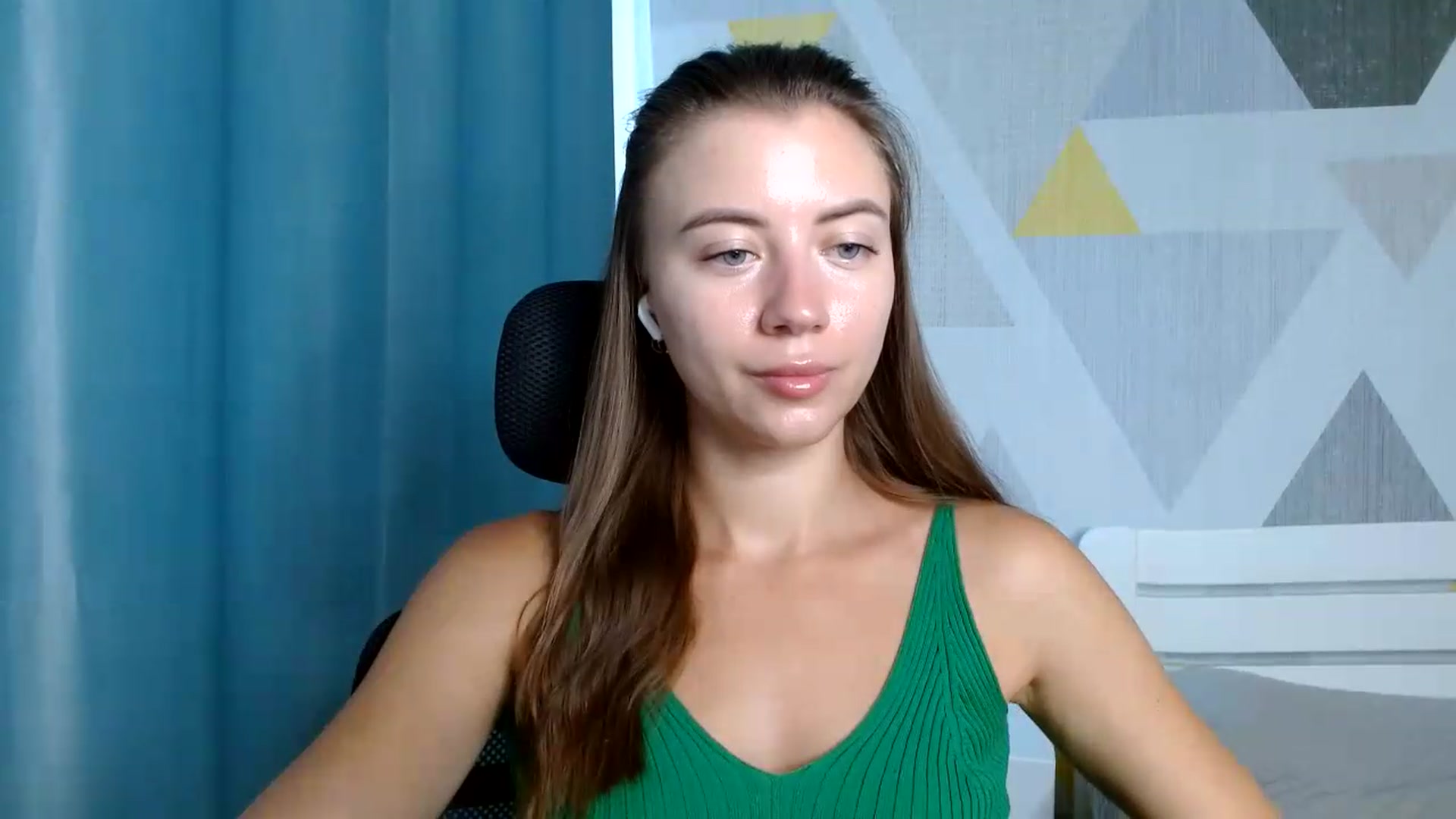 Gallery image thumbnail from Sulfate0's myfreecams stream on, 08/09/2026, 07:17 image 14 of 20