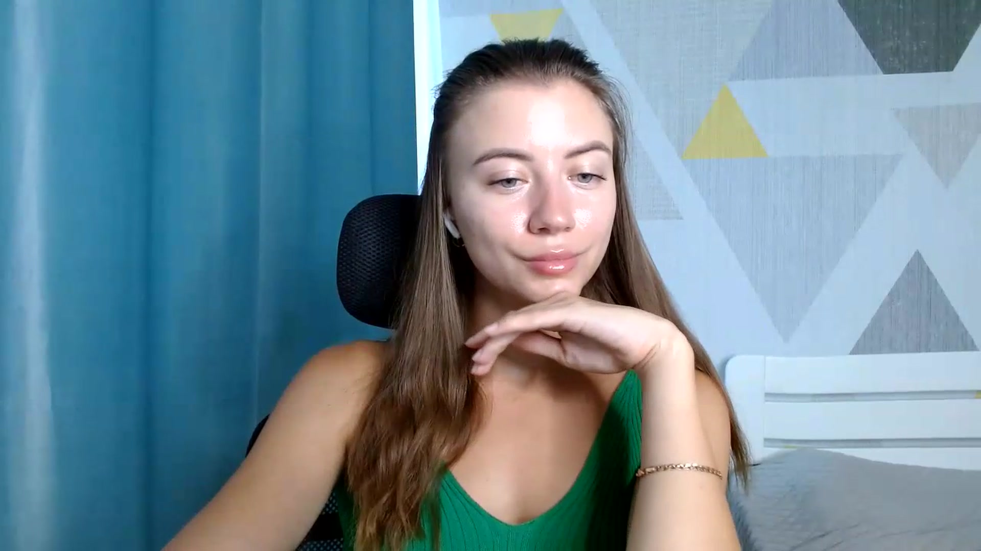Gallery image thumbnail from Sulfate0's myfreecams stream on, 08/09/2026, 07:17 image 12 of 20
