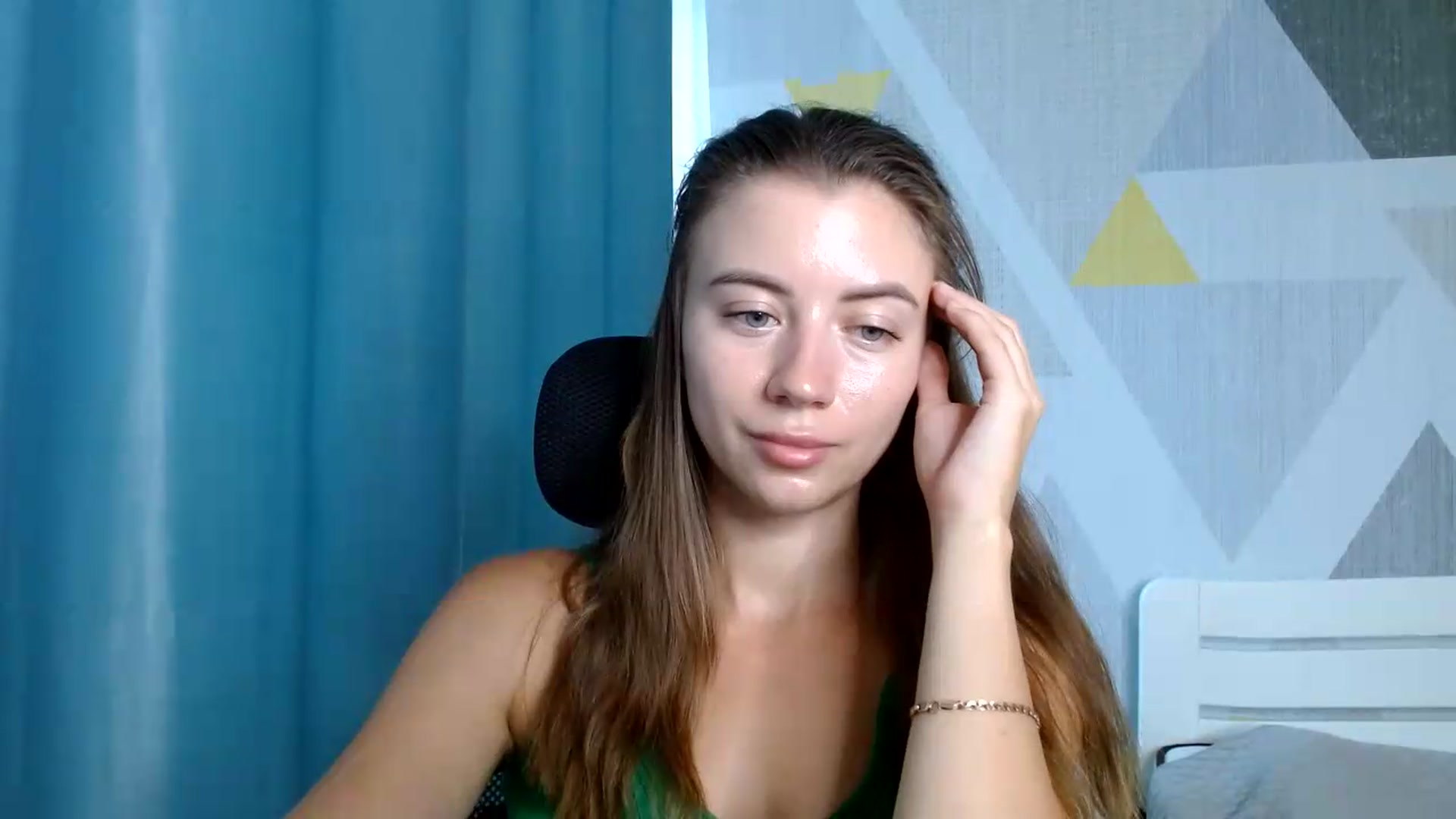 Gallery image thumbnail from Sulfate0's myfreecams stream on, 08/09/2026, 08:24 image 11 of 20