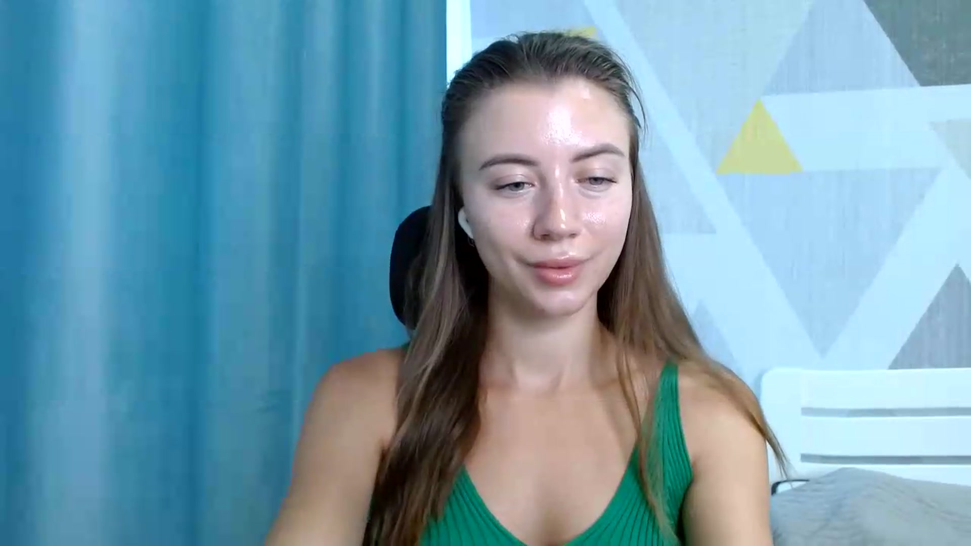 Gallery image thumbnail from Sulfate0's myfreecams stream on, 08/09/2026, 08:49 image 15 of 20