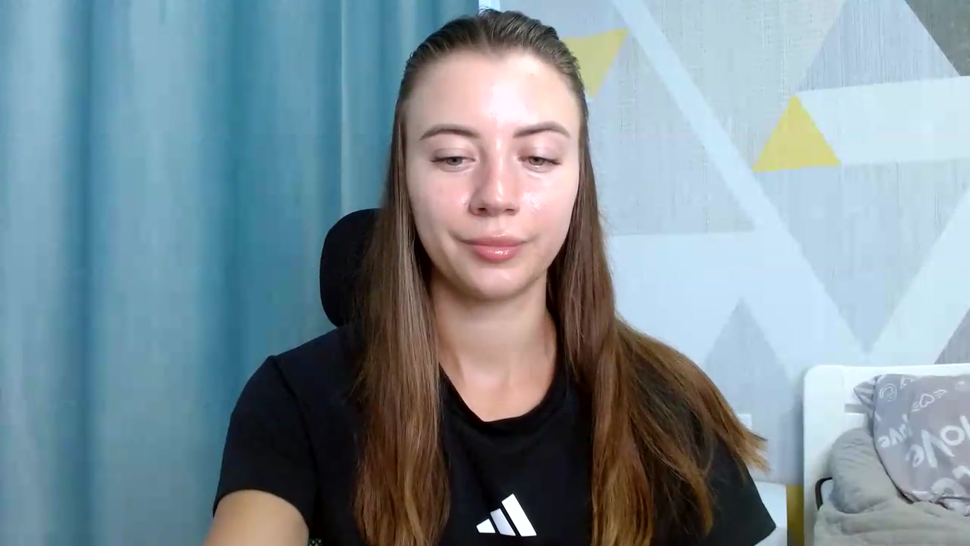 Gallery image thumbnail from Sulfate0's myfreecams stream on, 08/10/2026, 06:27 image 17 of 20