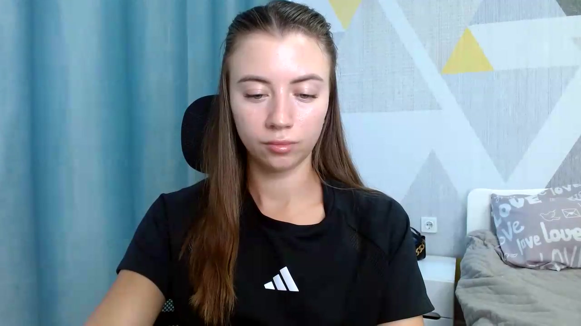 Gallery image thumbnail from Sulfate0's myfreecams stream on, 08/10/2026, 08:39 image 12 of 20