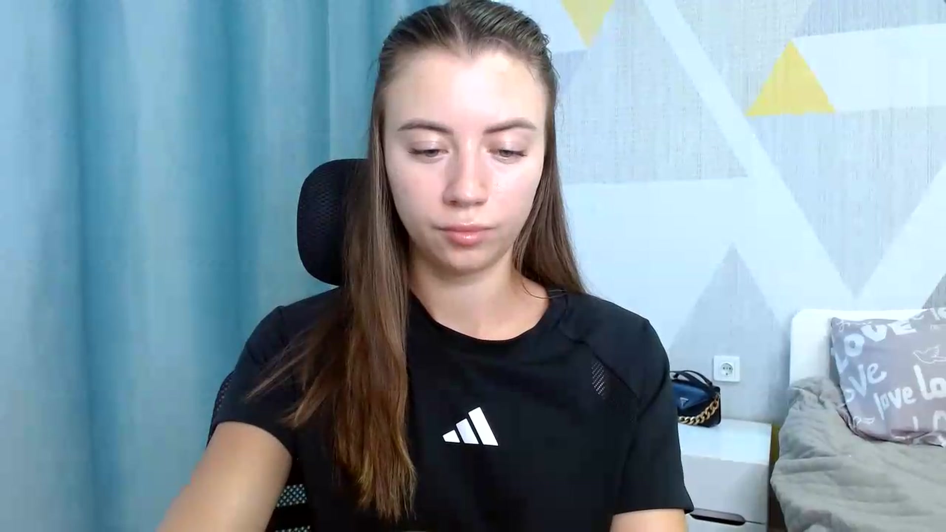 Gallery image thumbnail from Sulfate0's myfreecams stream on, 08/10/2026, 08:39 image 3 of 20