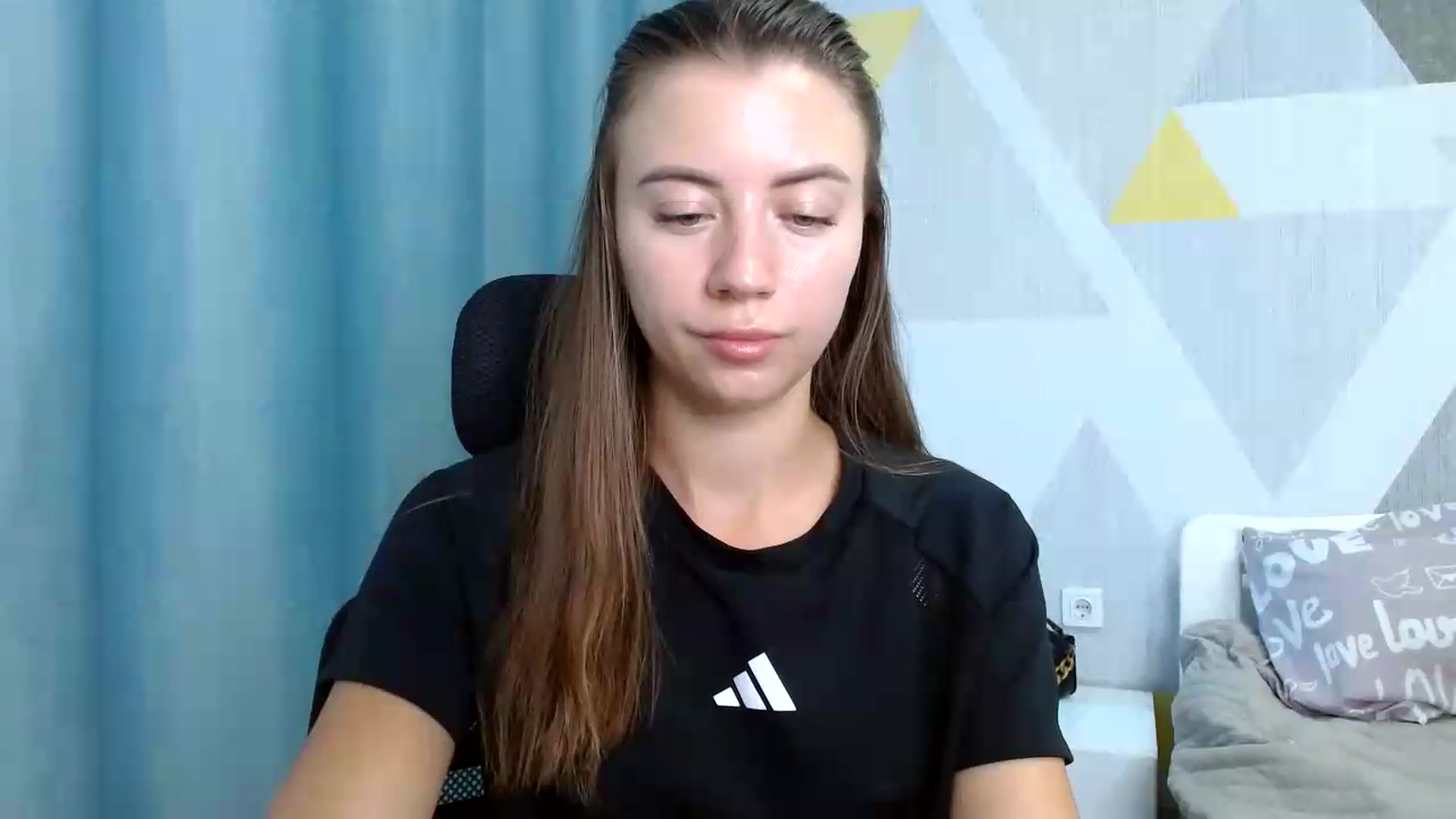 Gallery image thumbnail from Sulfate0's myfreecams stream on, 08/10/2026, 08:39 image 15 of 20