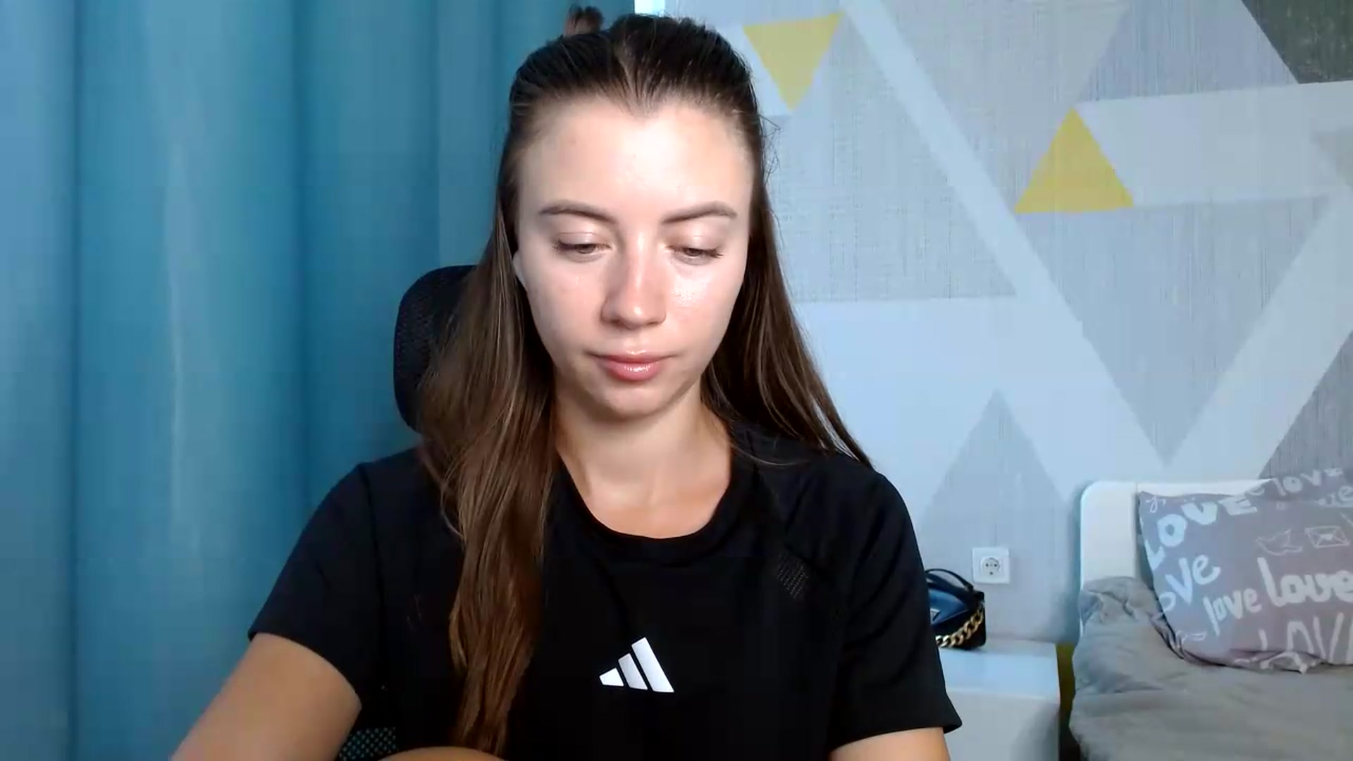 Gallery image thumbnail from Sulfate0's myfreecams stream on, 08/10/2026, 09:28 image 18 of 20
