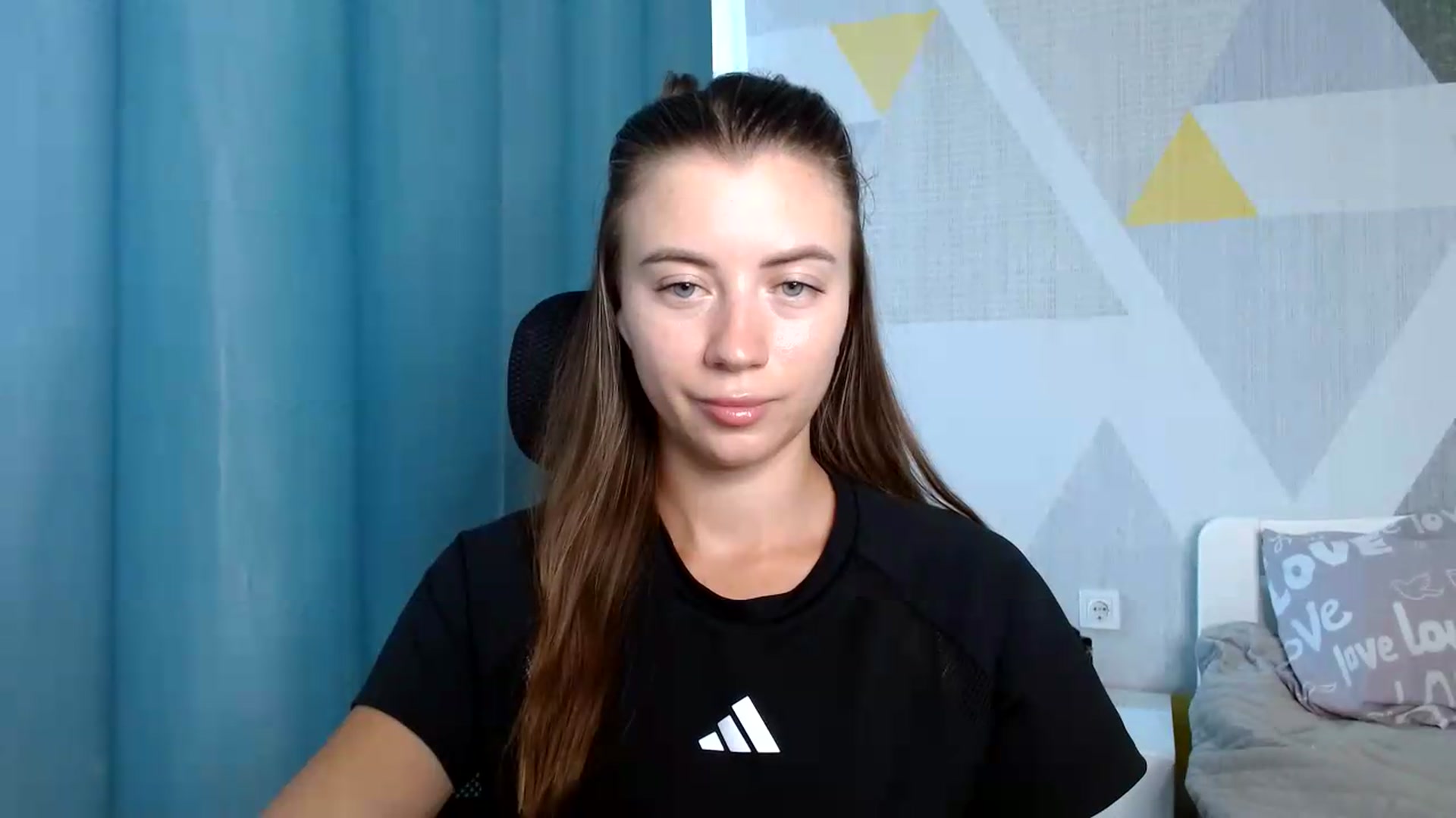 Gallery image thumbnail from Sulfate0's myfreecams stream on, 08/10/2026, 09:28 image 11 of 20