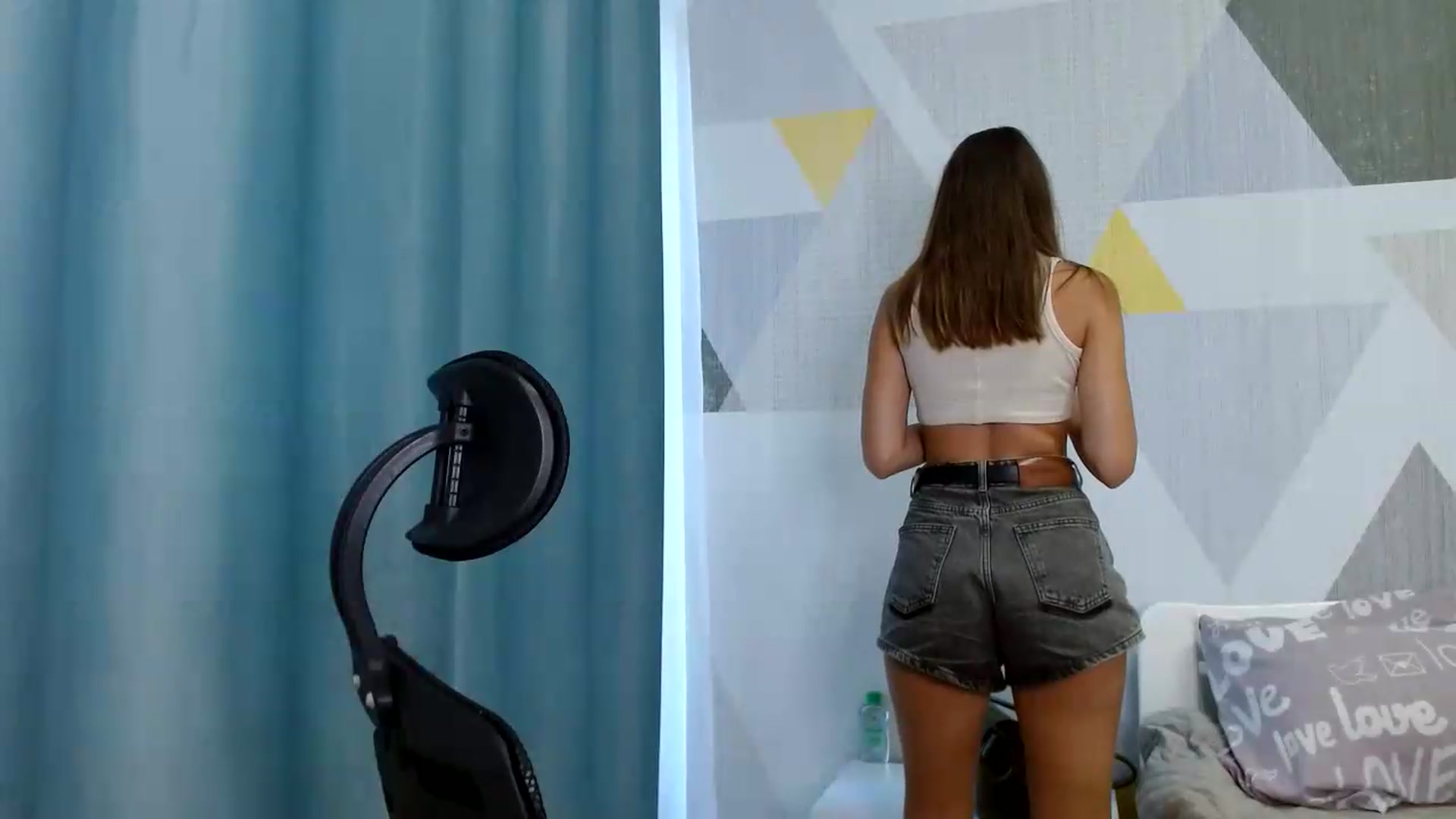Gallery image thumbnail from Sulfate0's myfreecams stream on, 08/11/2026, 07:40 image 10 of 20