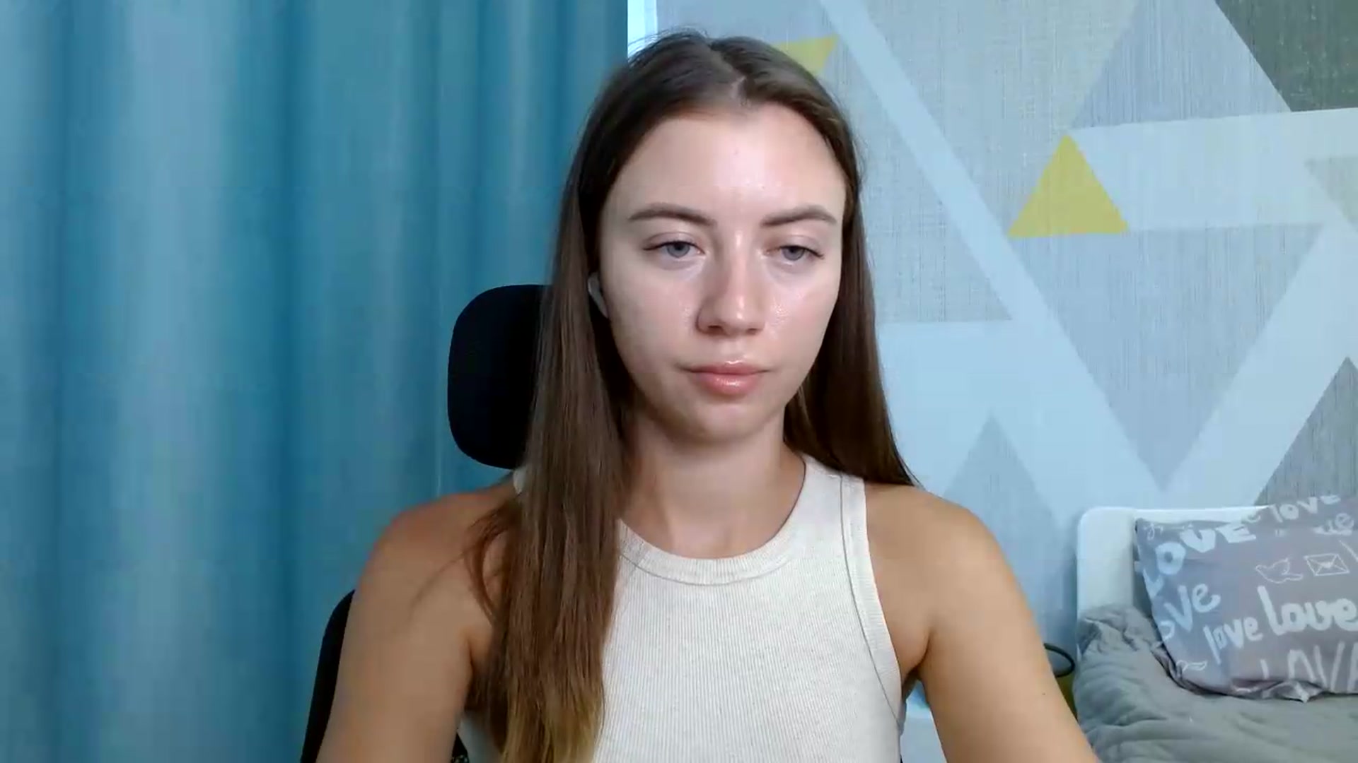 Gallery image thumbnail from Sulfate0's myfreecams stream on, 08/11/2026, 08:32 image 13 of 20