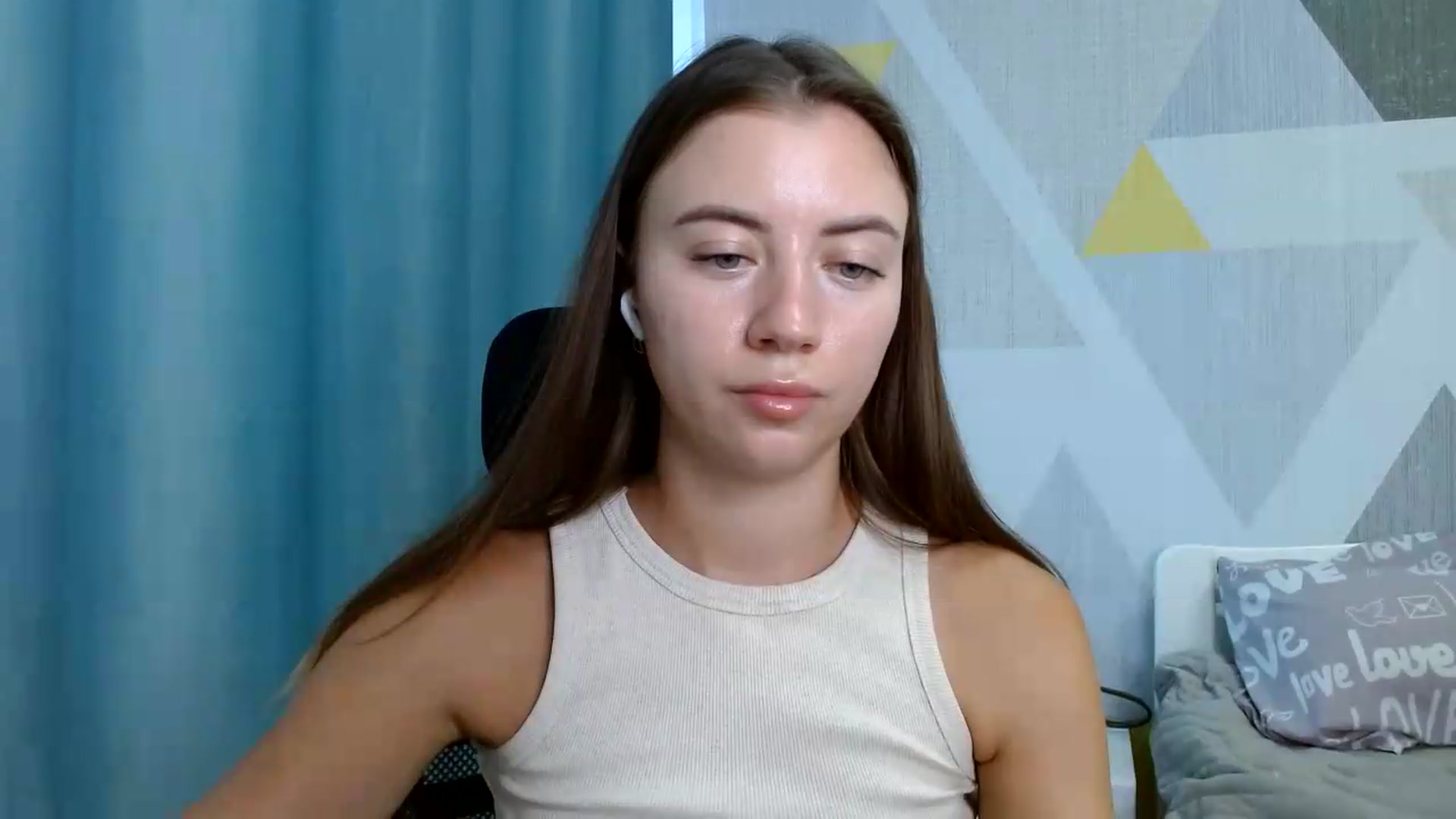 Gallery image thumbnail from Sulfate0's myfreecams stream on, 08/11/2026, 08:32 image 7 of 20